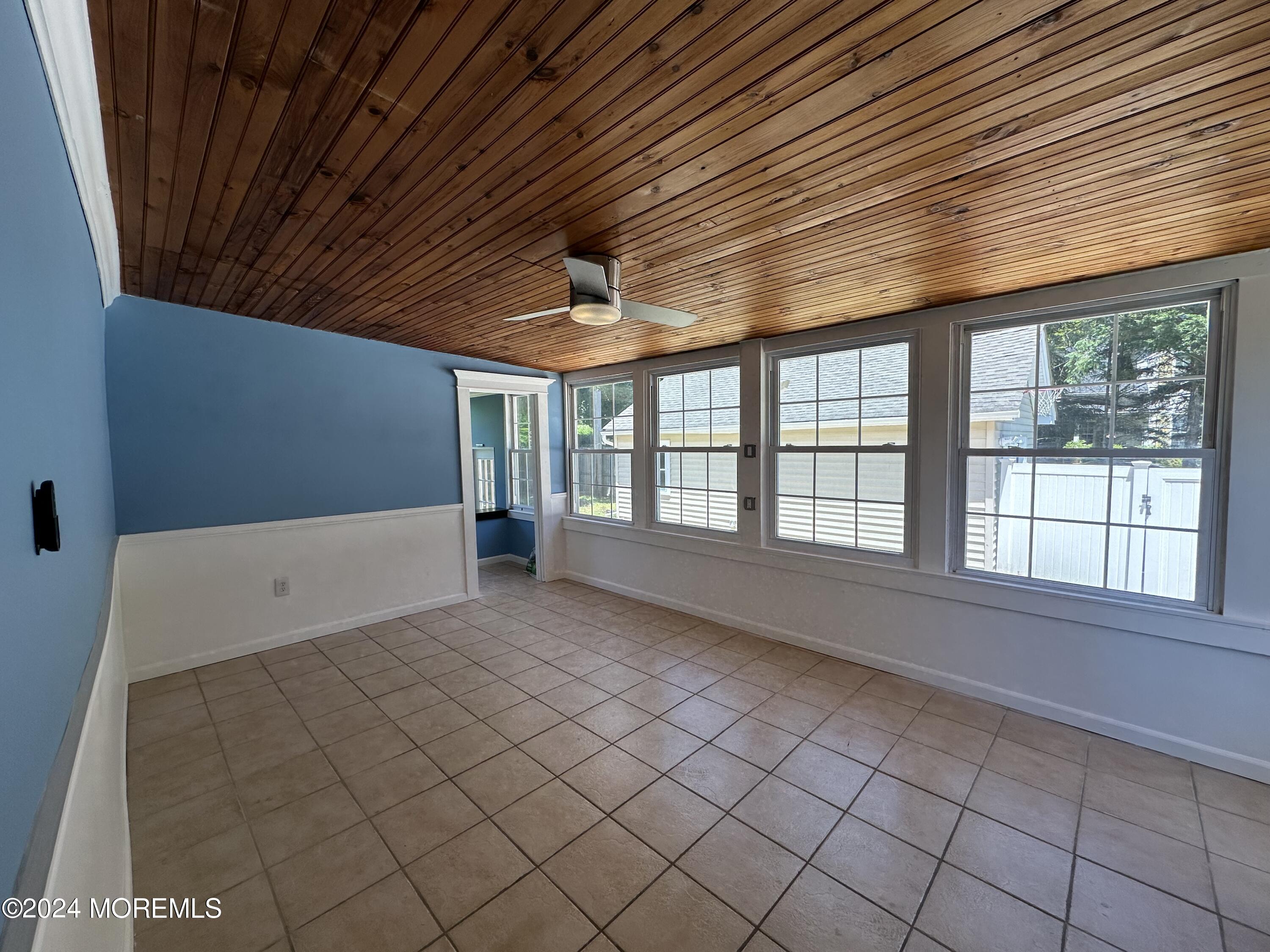 92 Oak Hill Road