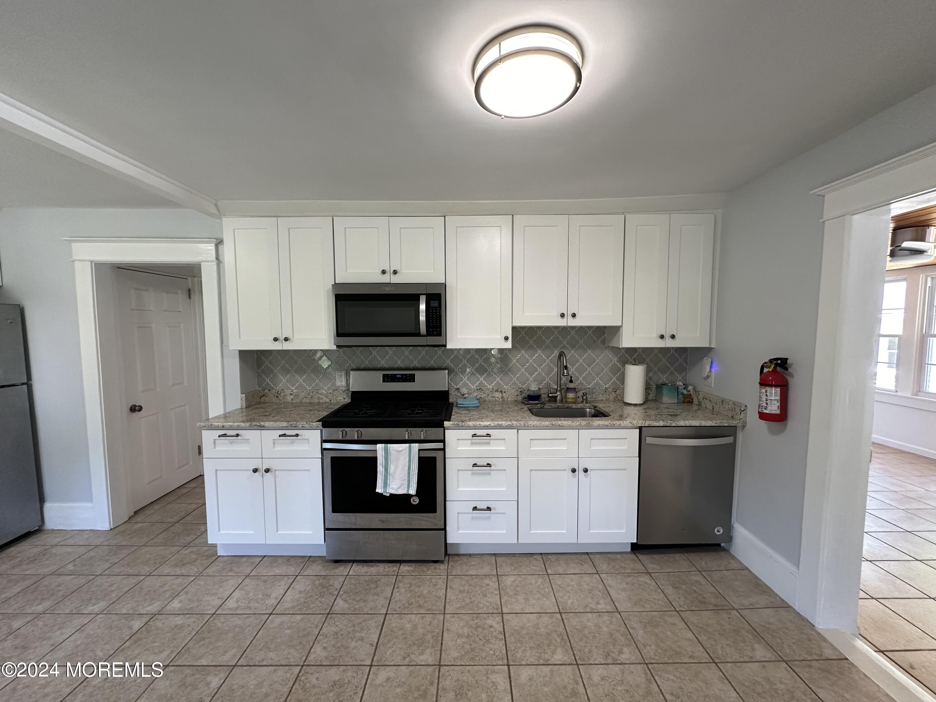 92 Oak Hill Road