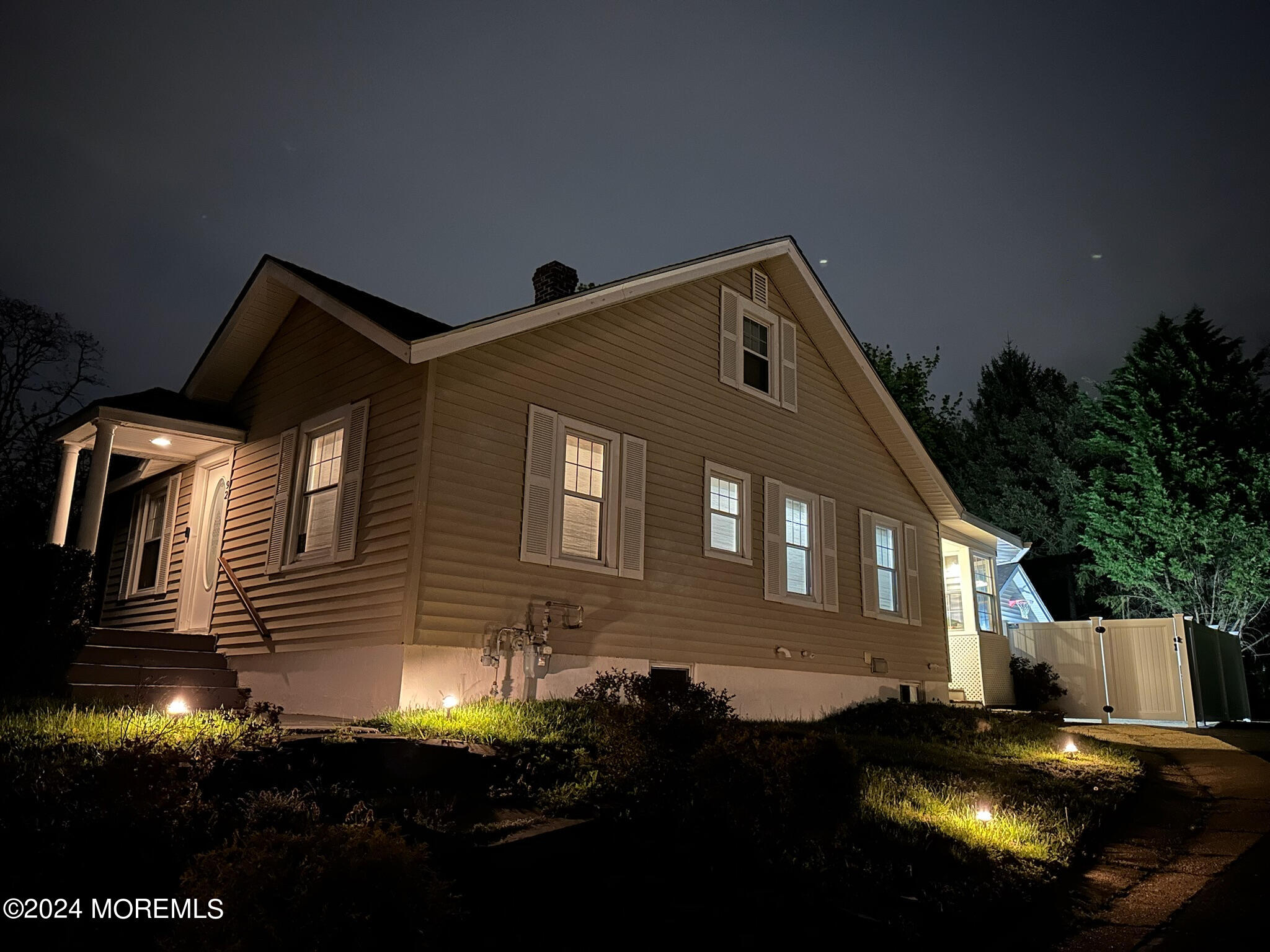 92 Oak Hill Road