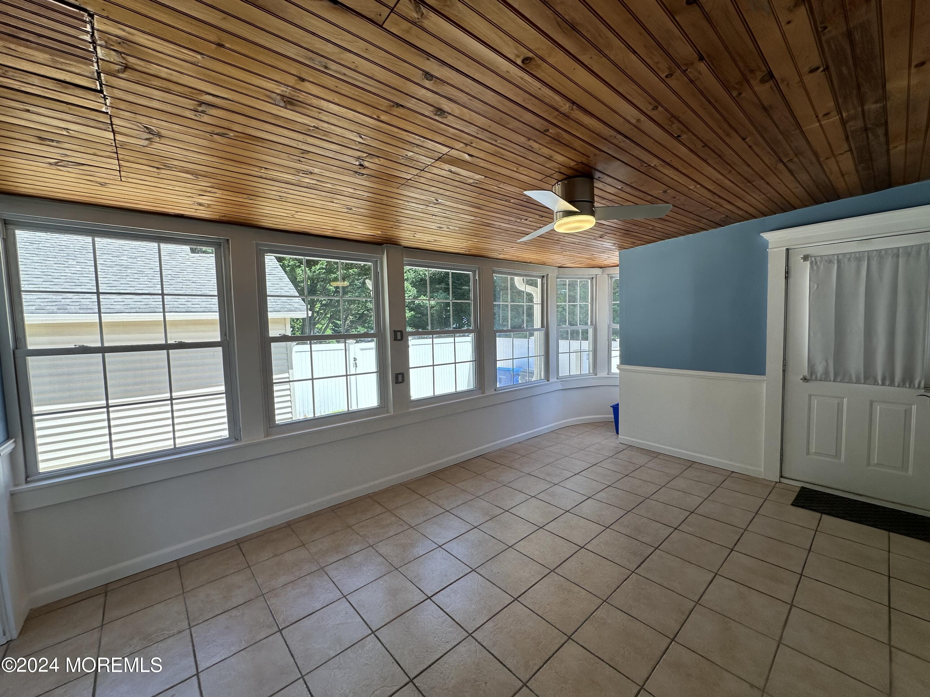 92 Oak Hill Road