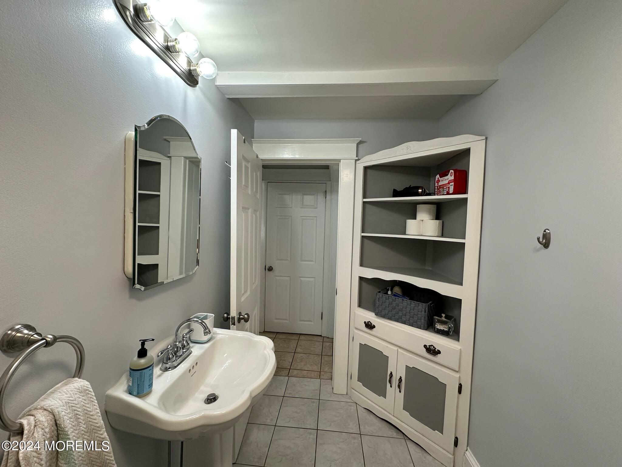 92 Oak Hill Road