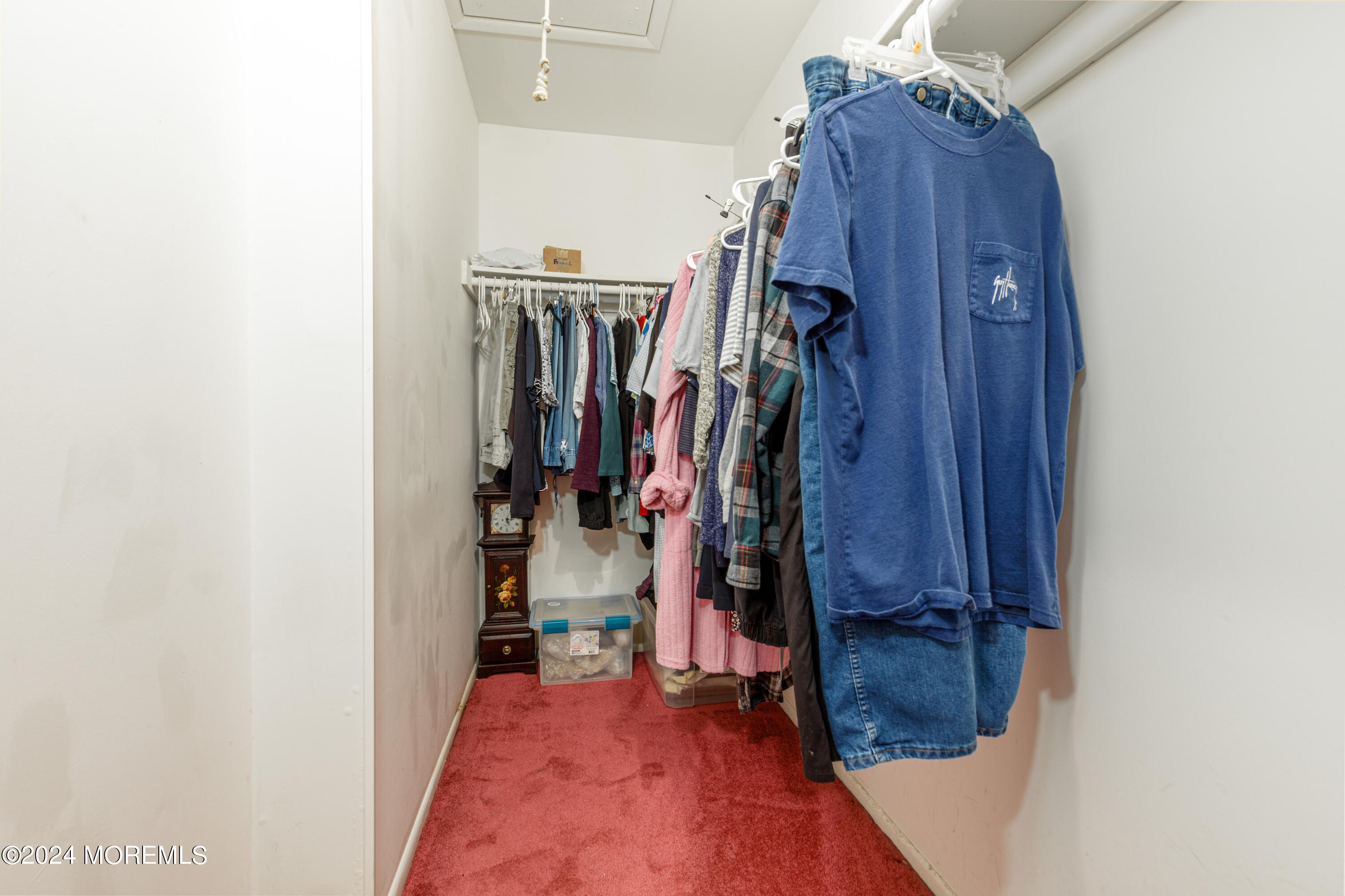 9D Lexington Drive