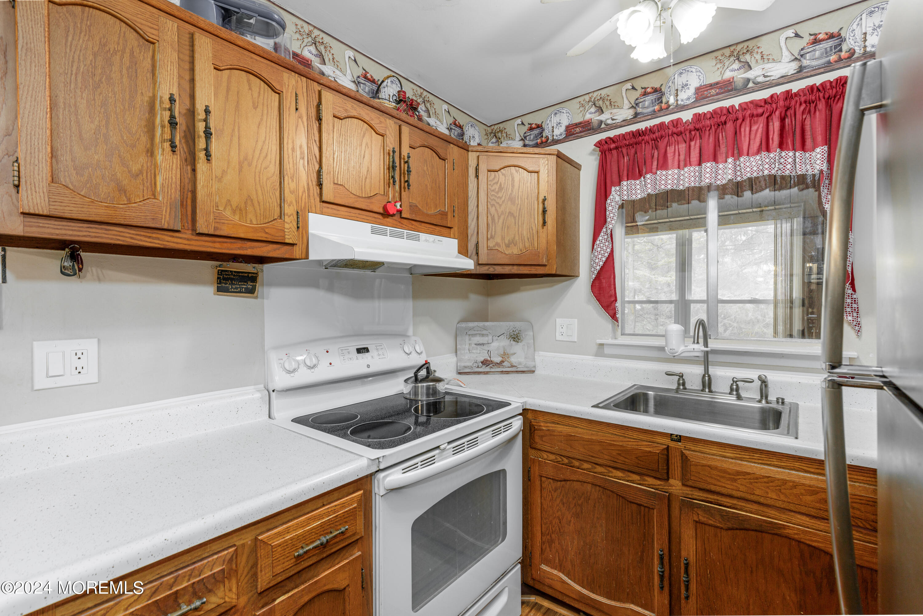 9D Lexington Drive