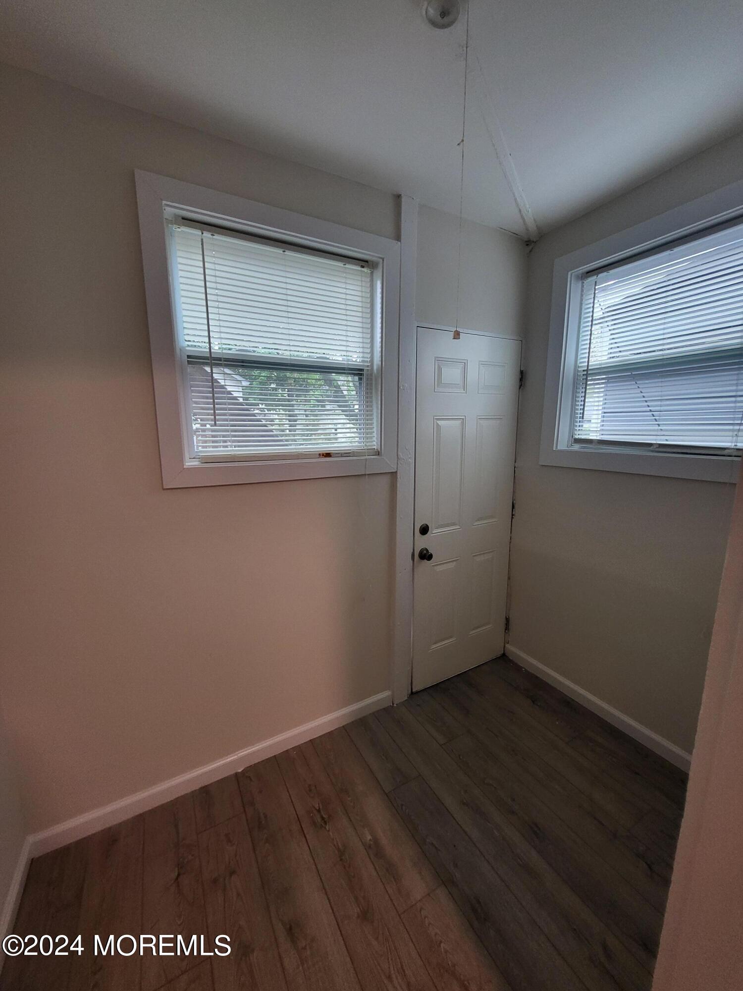 513 3rd Avenue, 1