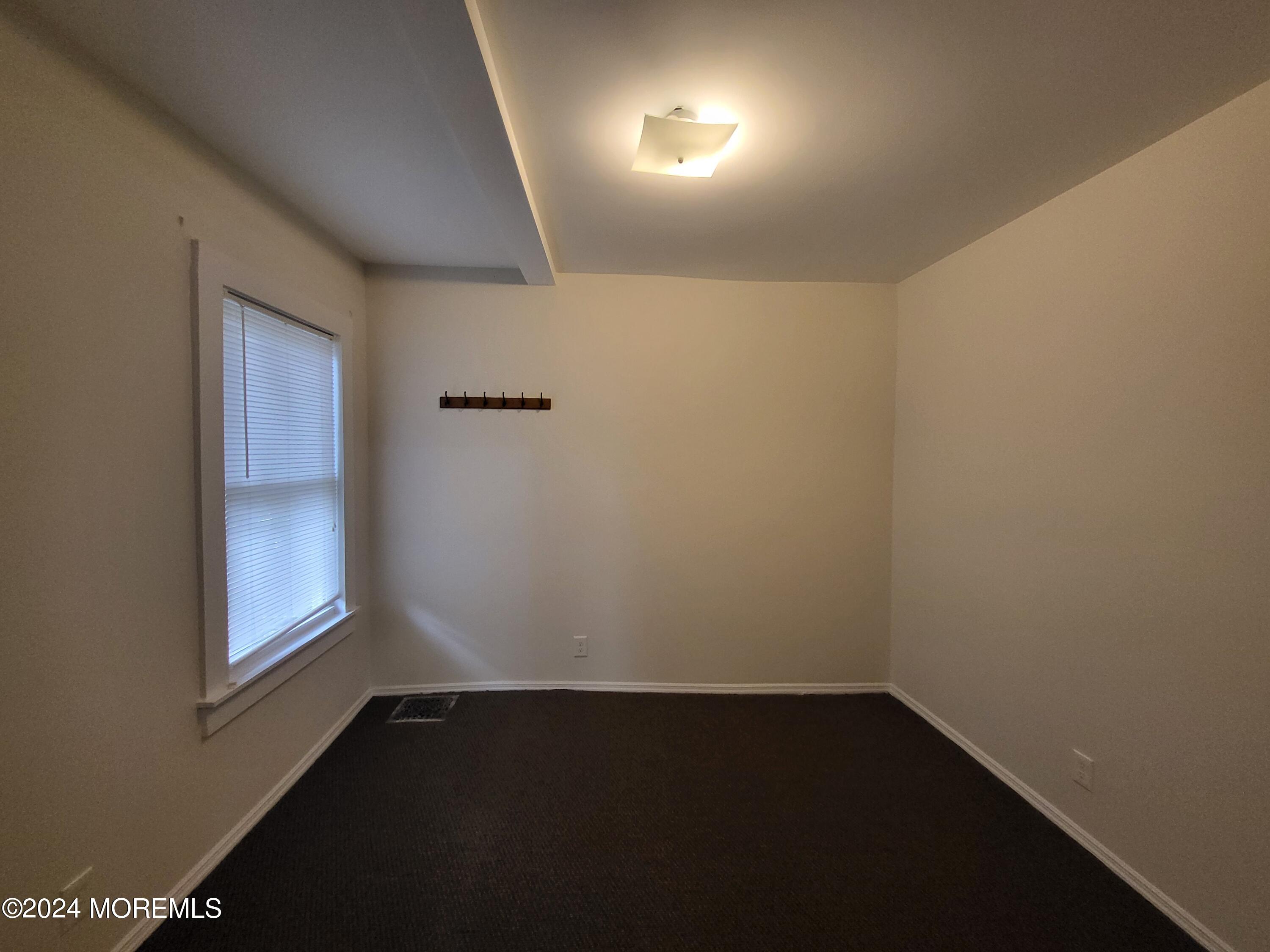 513 3rd Avenue, 1