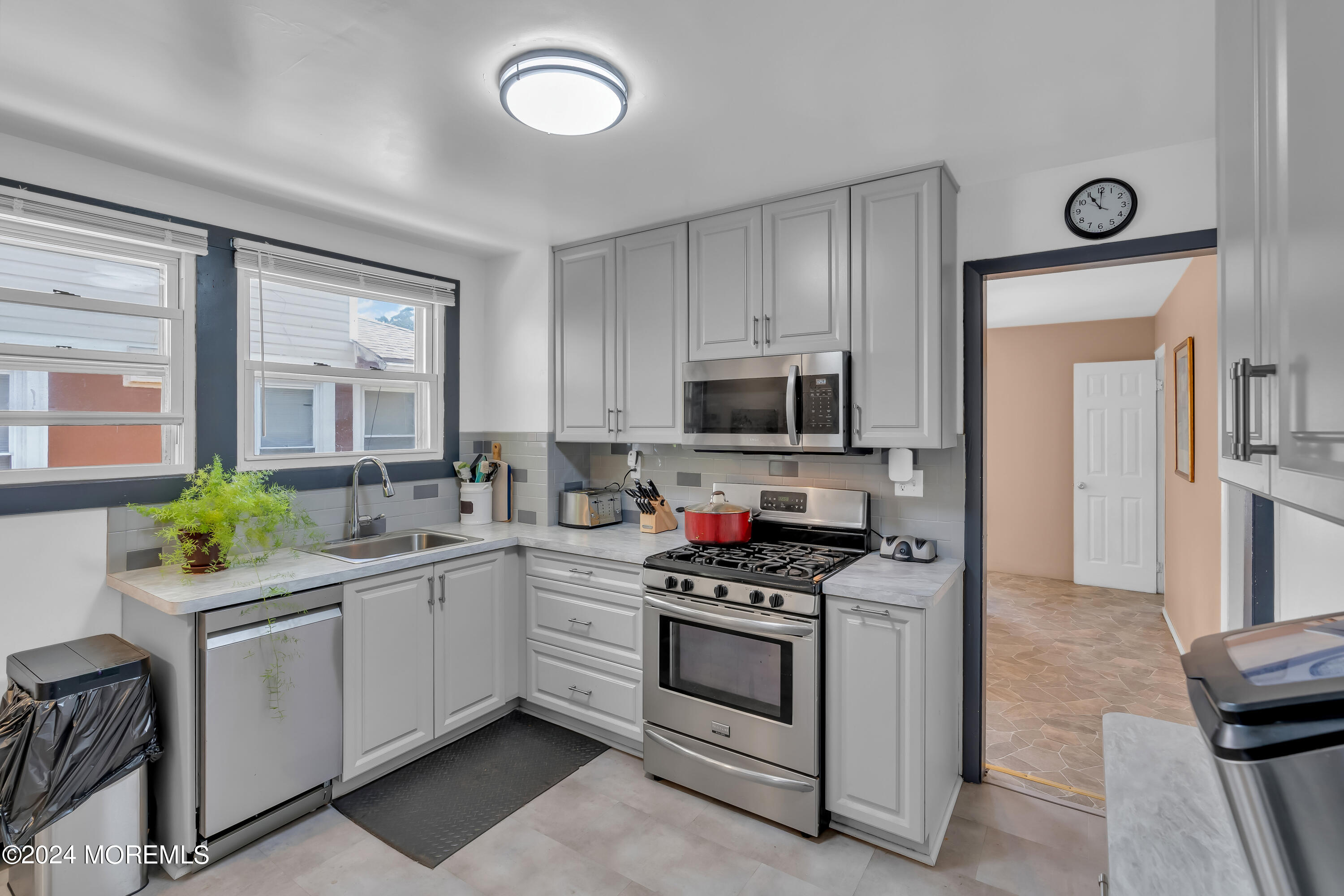 1308 4th Avenue