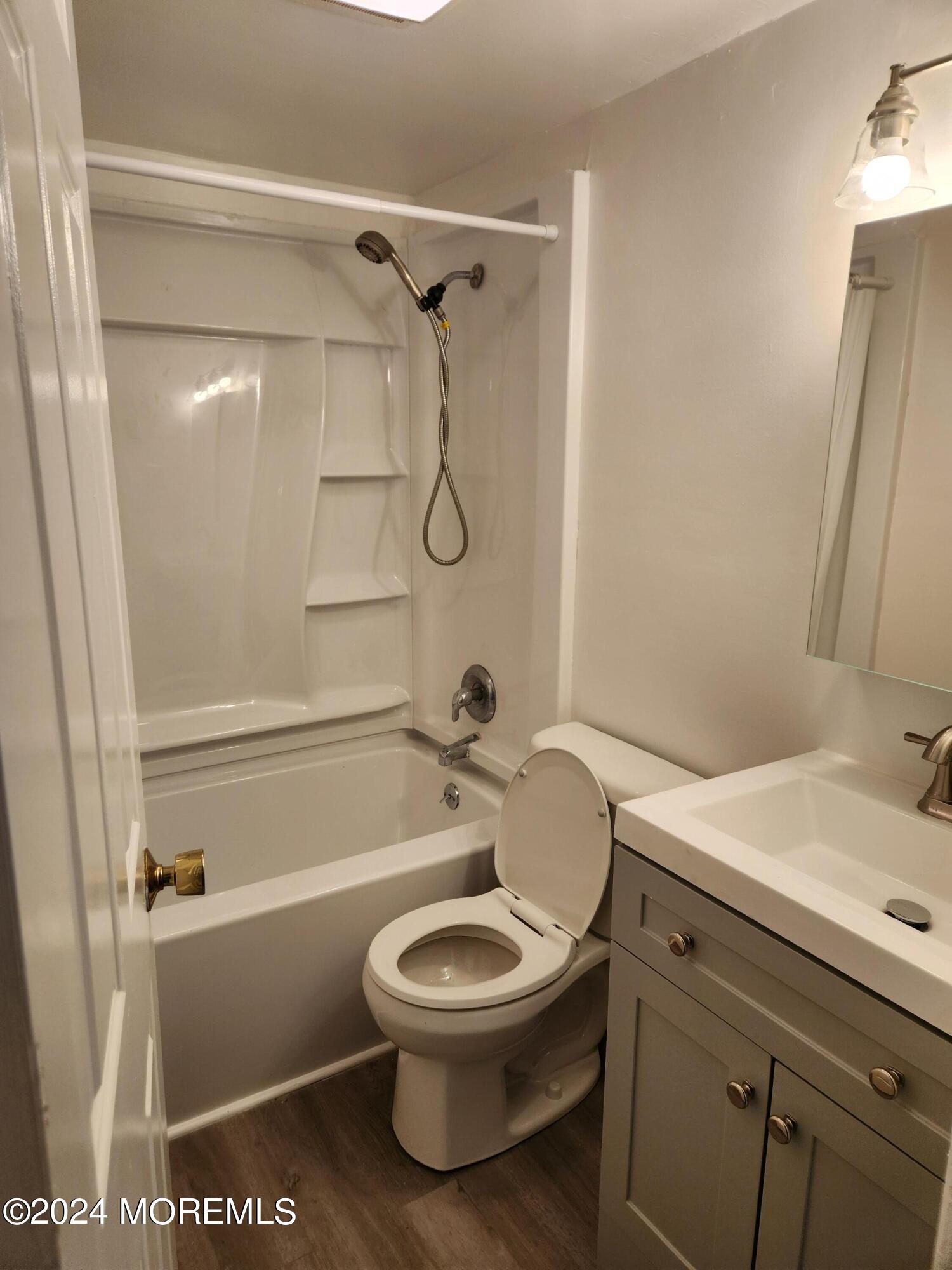 304 4th Avenue, #112 ANNUAL RENTAL
