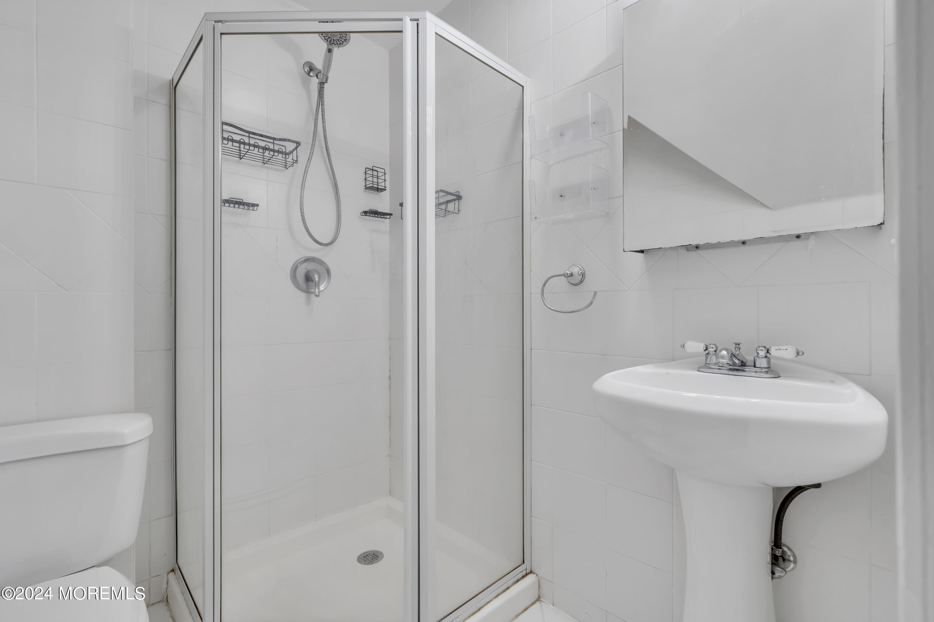 304 8th Avenue, 3