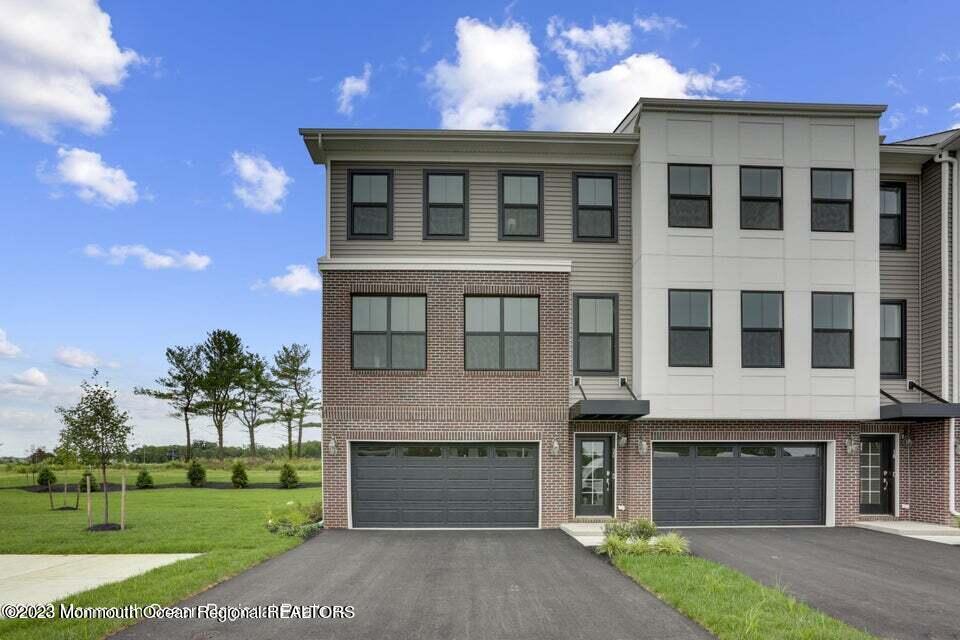 48 Kelly Way