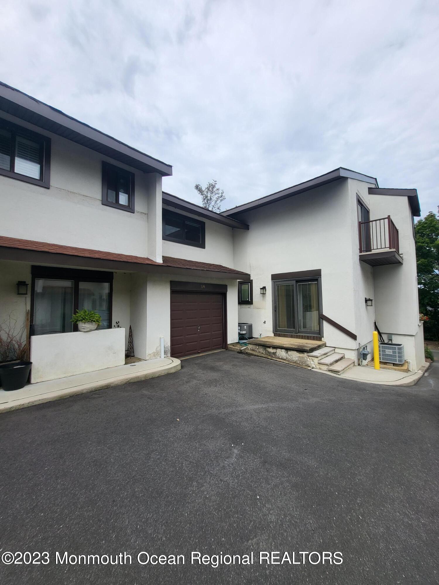 109 Tower Hill Drive
