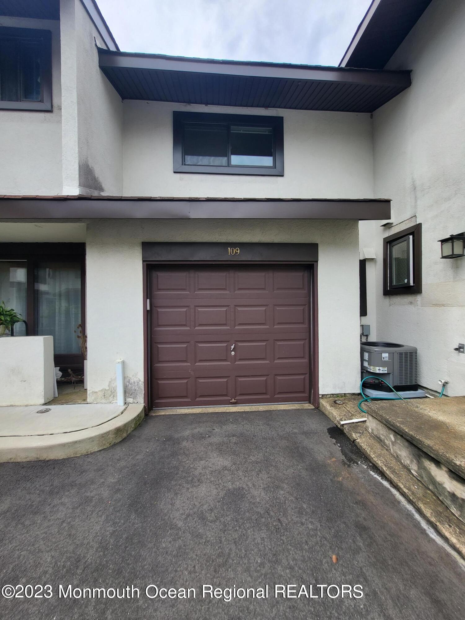109 Tower Hill Drive