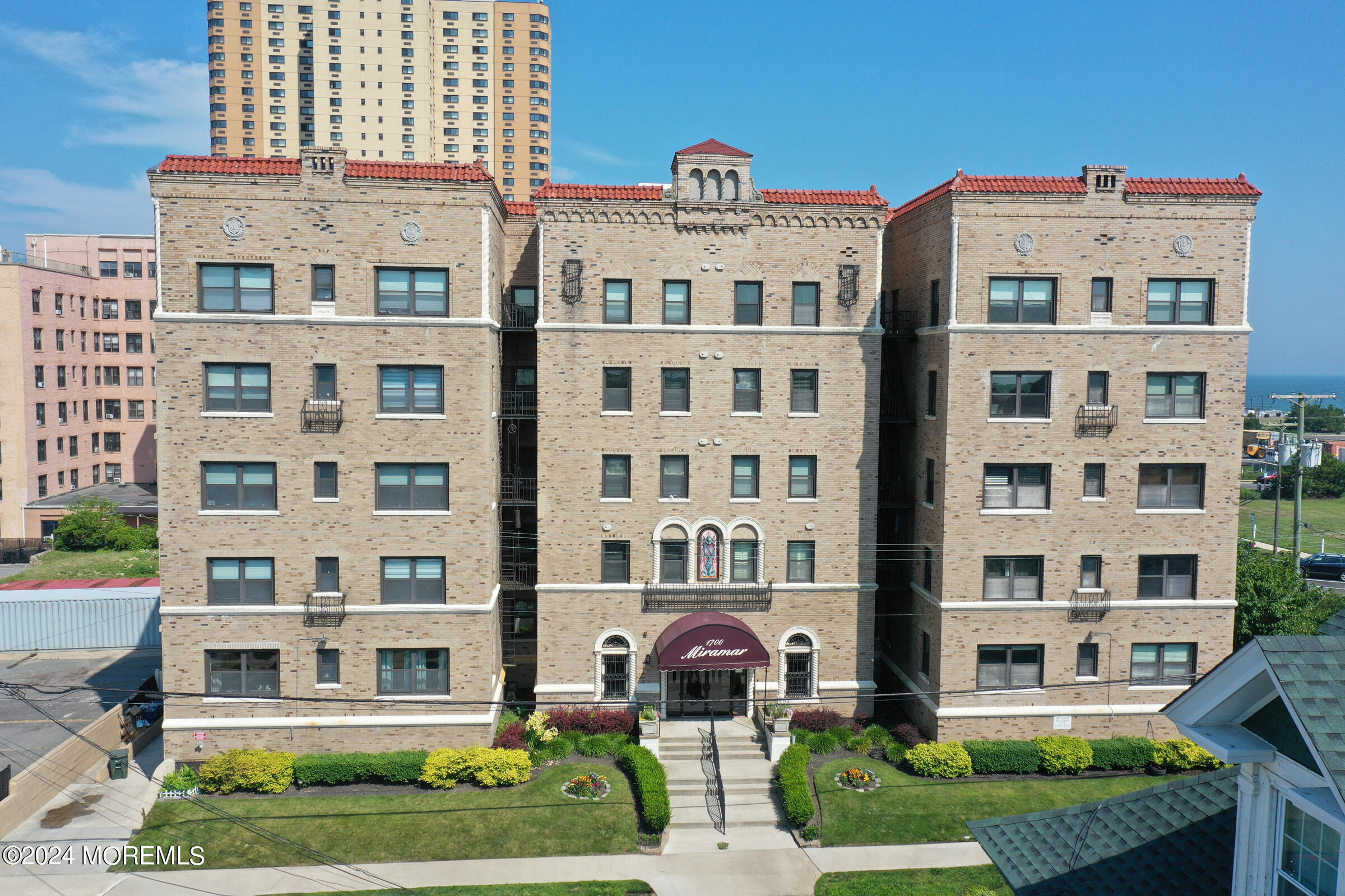 1700 Webb Street, #2A