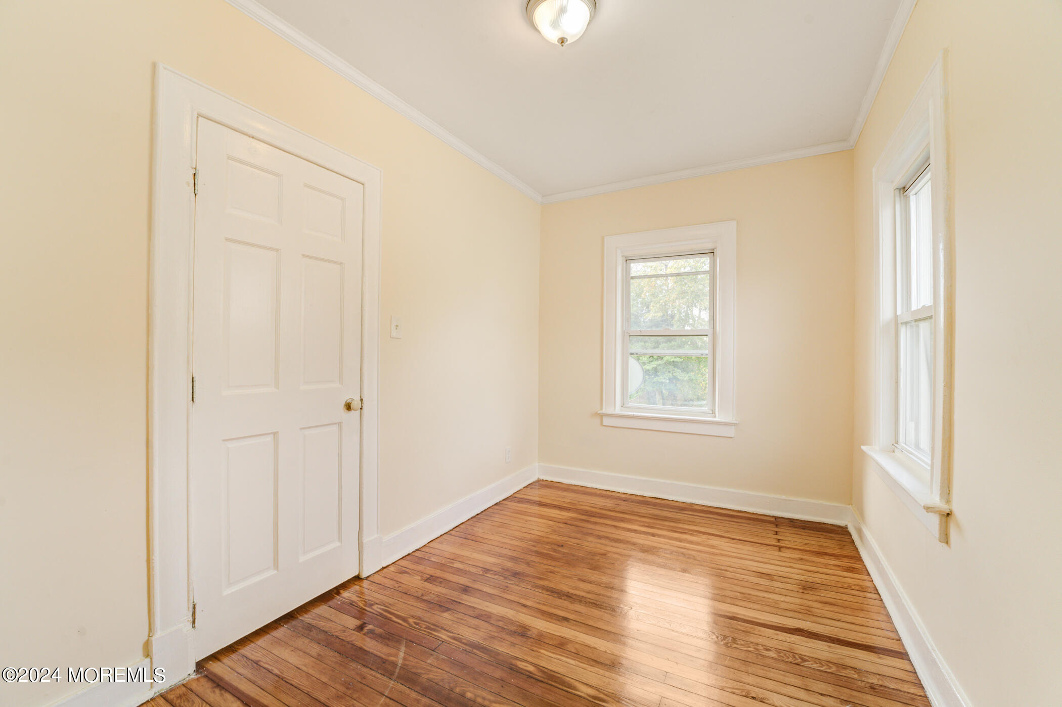 827 Central Avenue