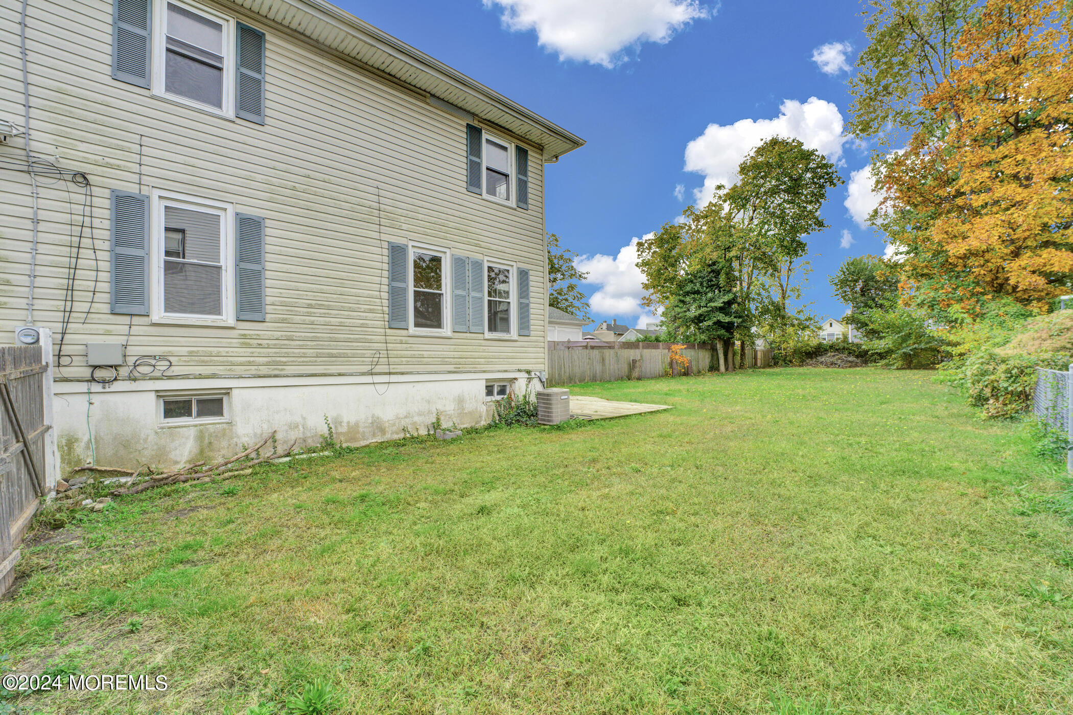 827 Central Avenue