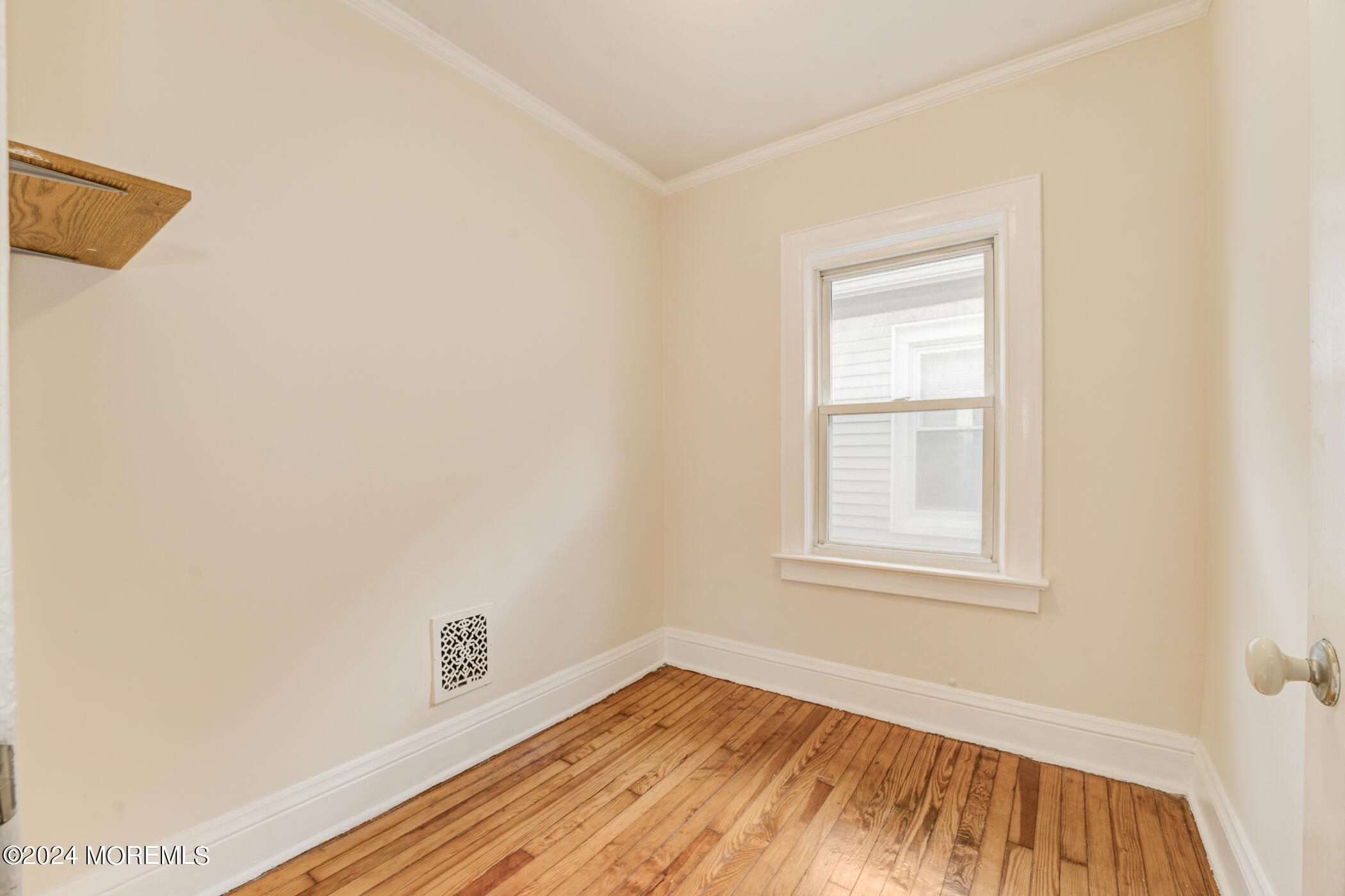 827 Central Avenue