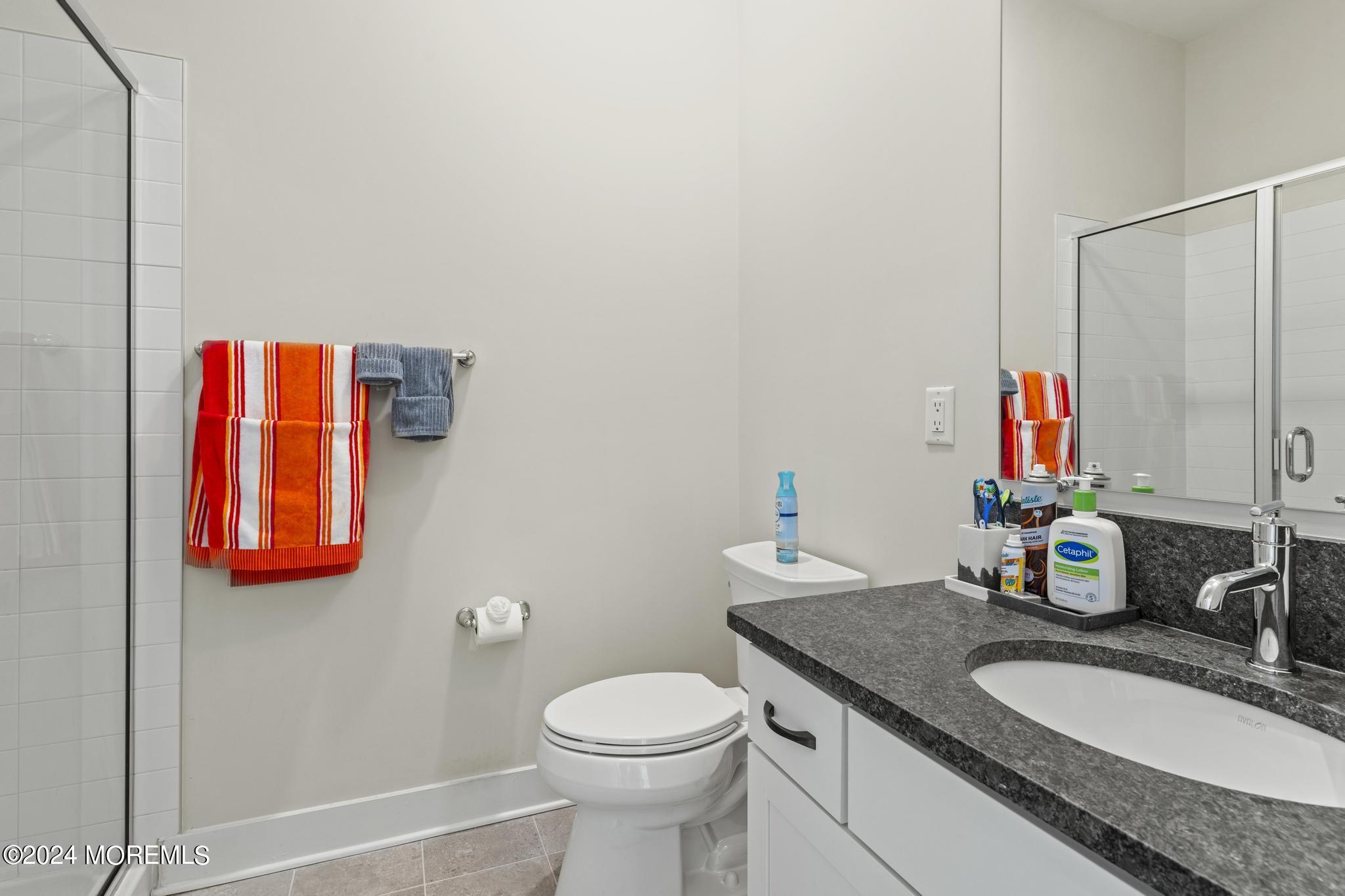 301 Cookman Avenue, 6