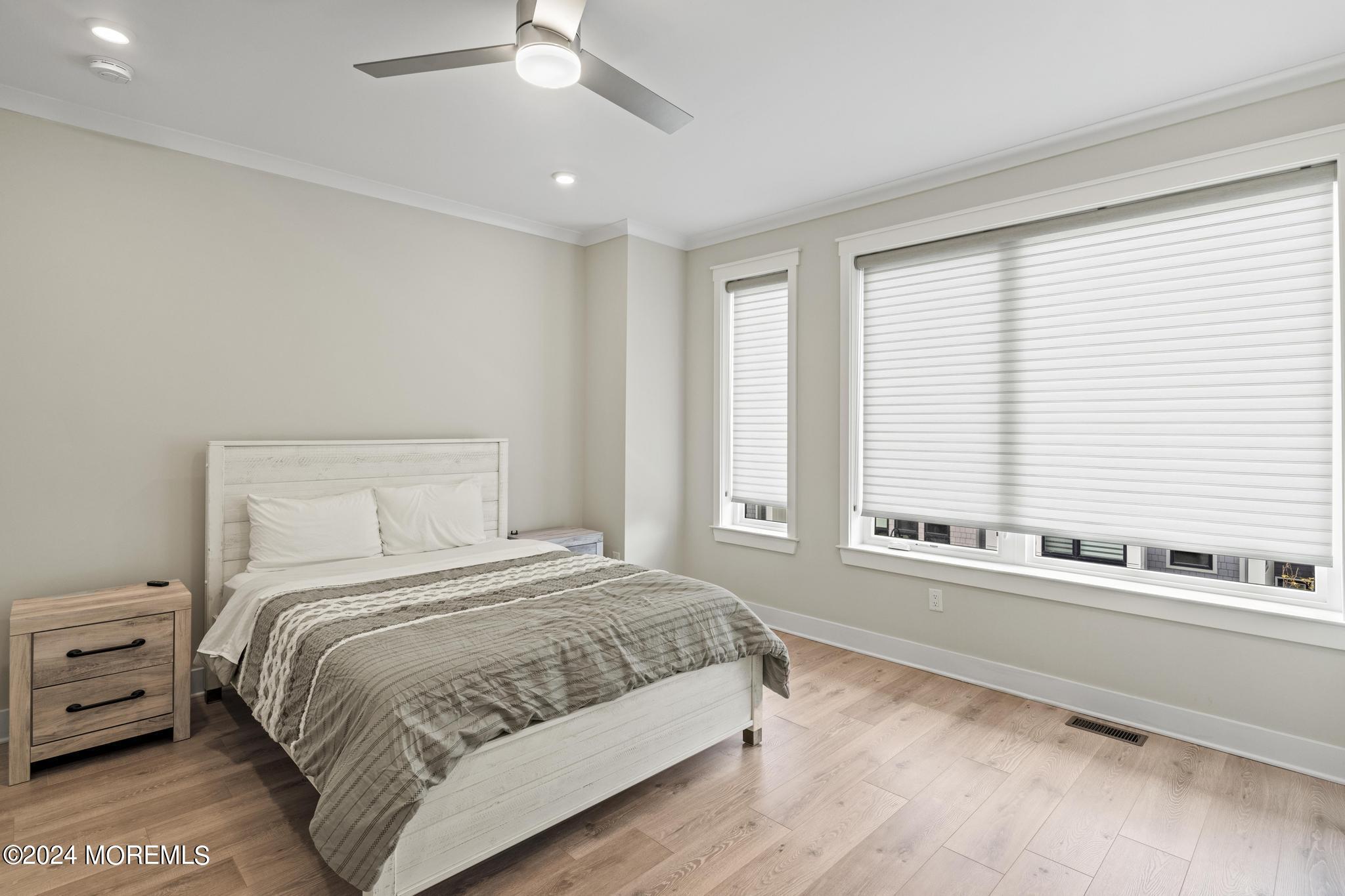 301 Cookman Avenue, 6