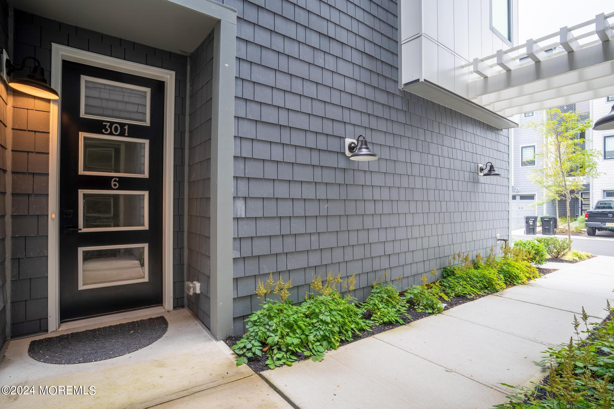 301 Cookman Avenue, 6