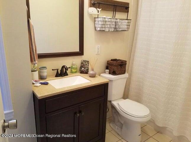407 6th Avenue, 3