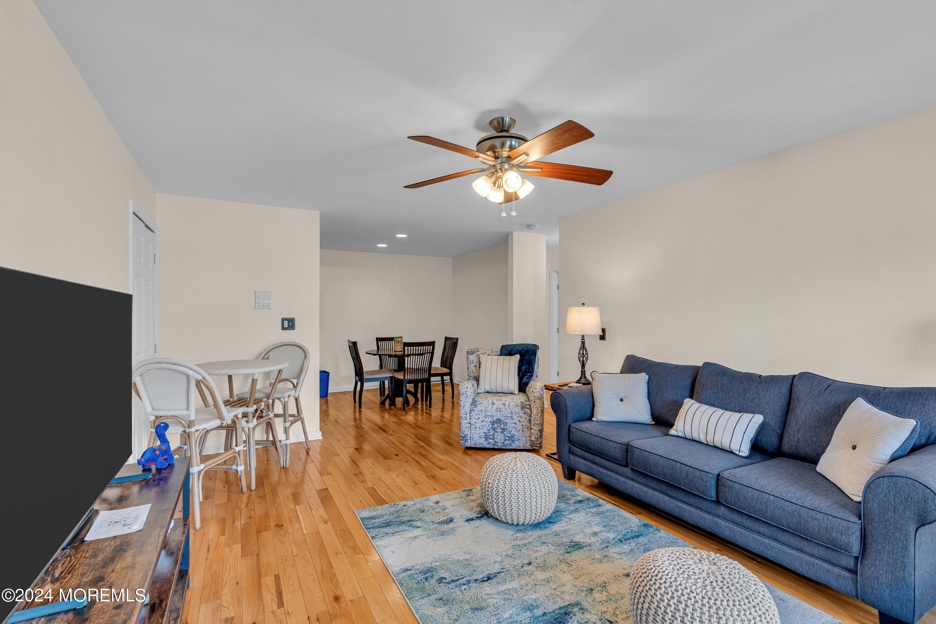 330 Shore Drive, F-13