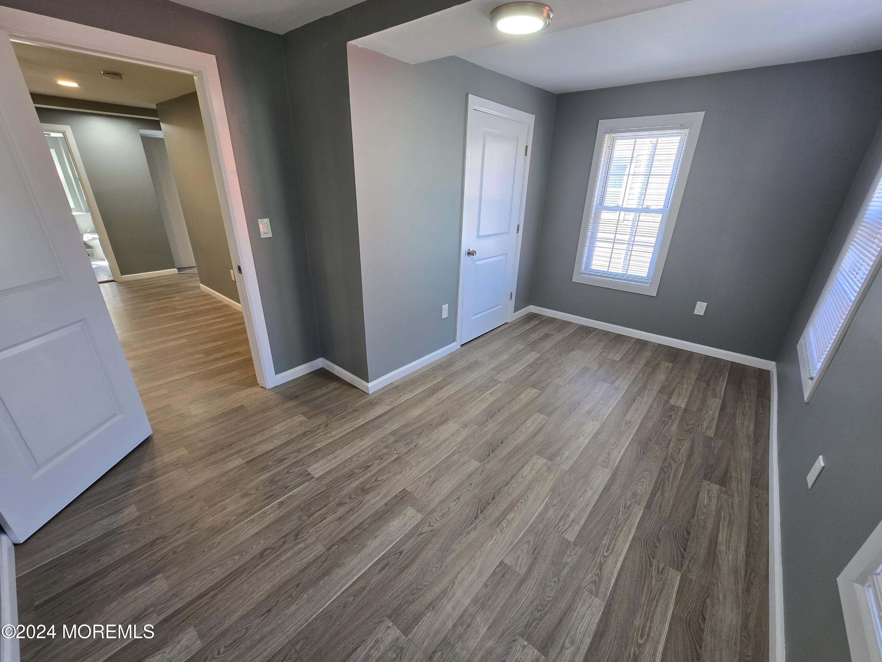 916 Sunset Avenue, 2