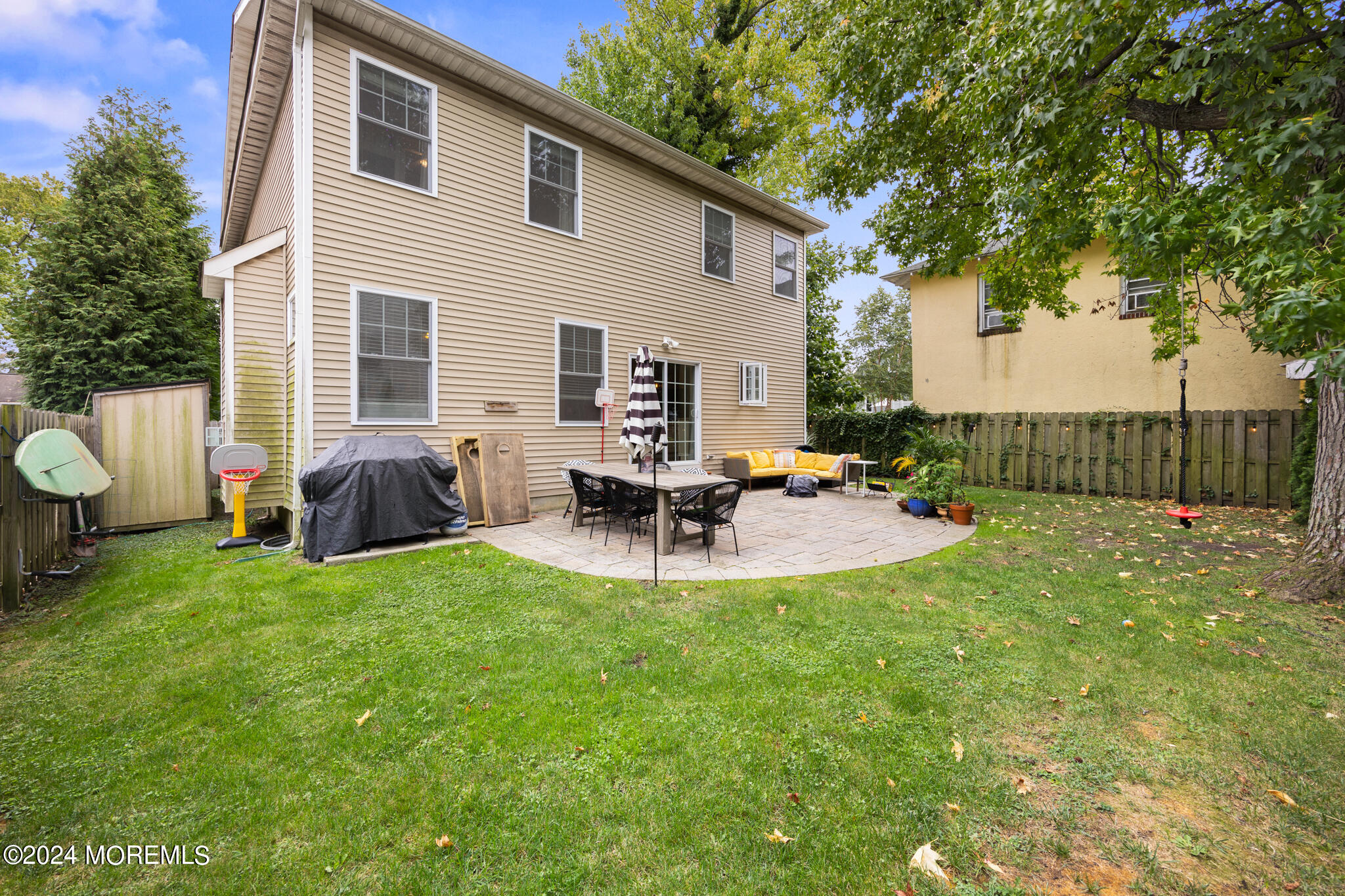 1405 Laurel Avenue