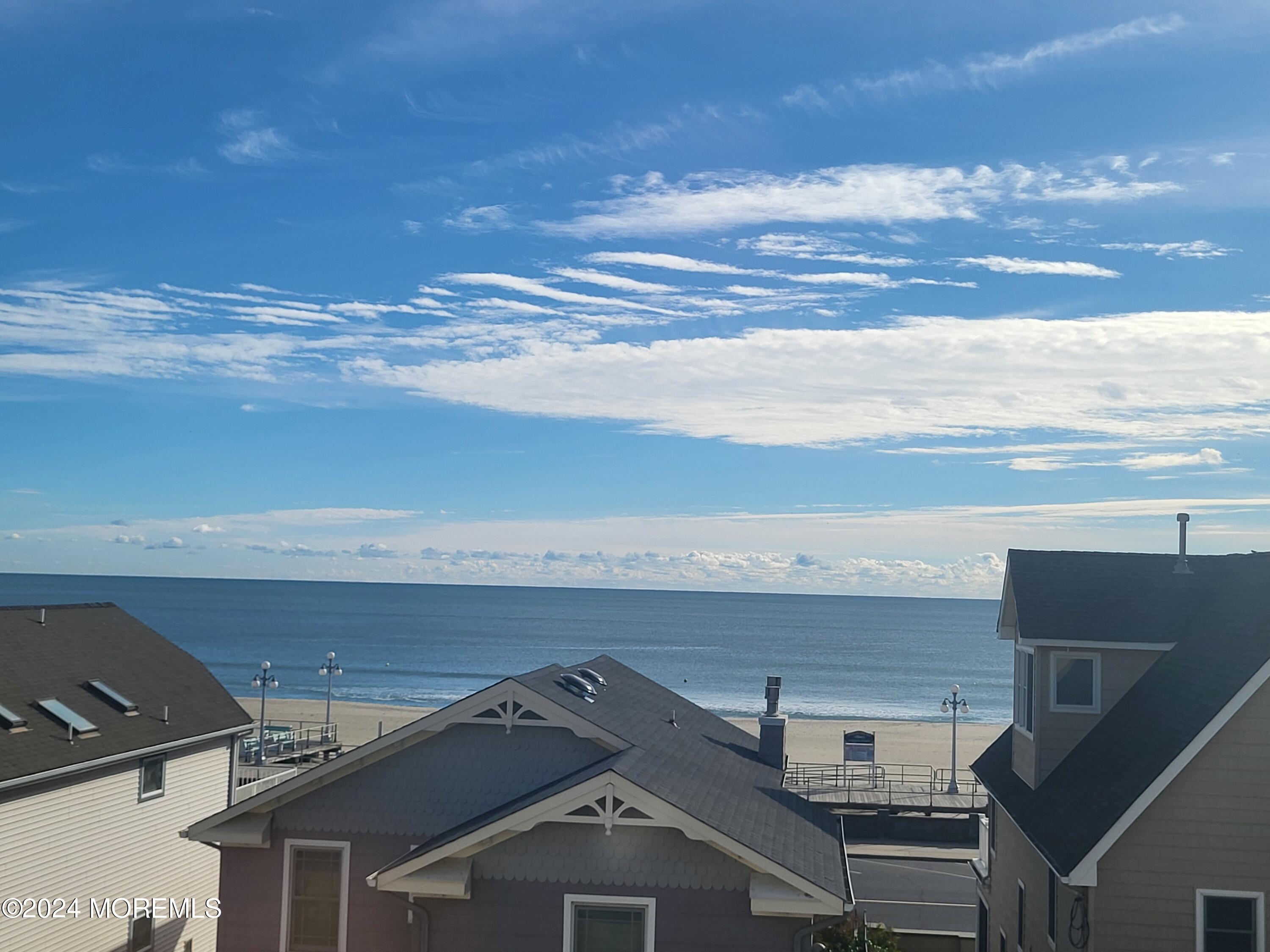 15 Garfield Avenue, 404, Avon-by-the-sea Unit: 404
