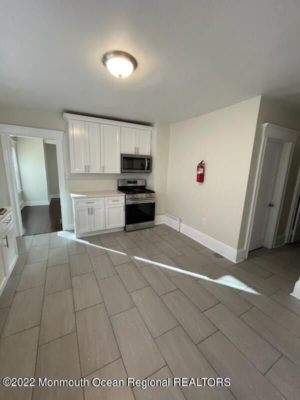 1227 Monroe Avenue, 2