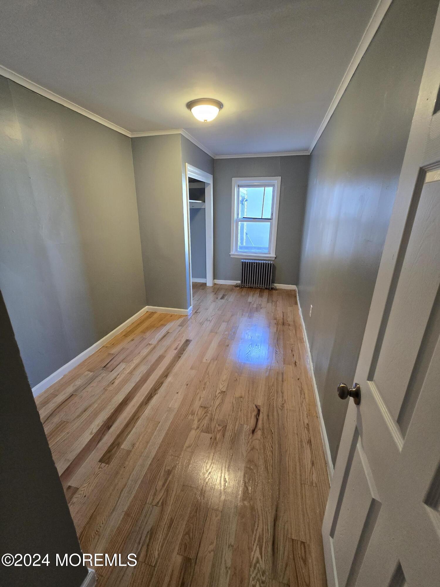 93 N Broadway, 1