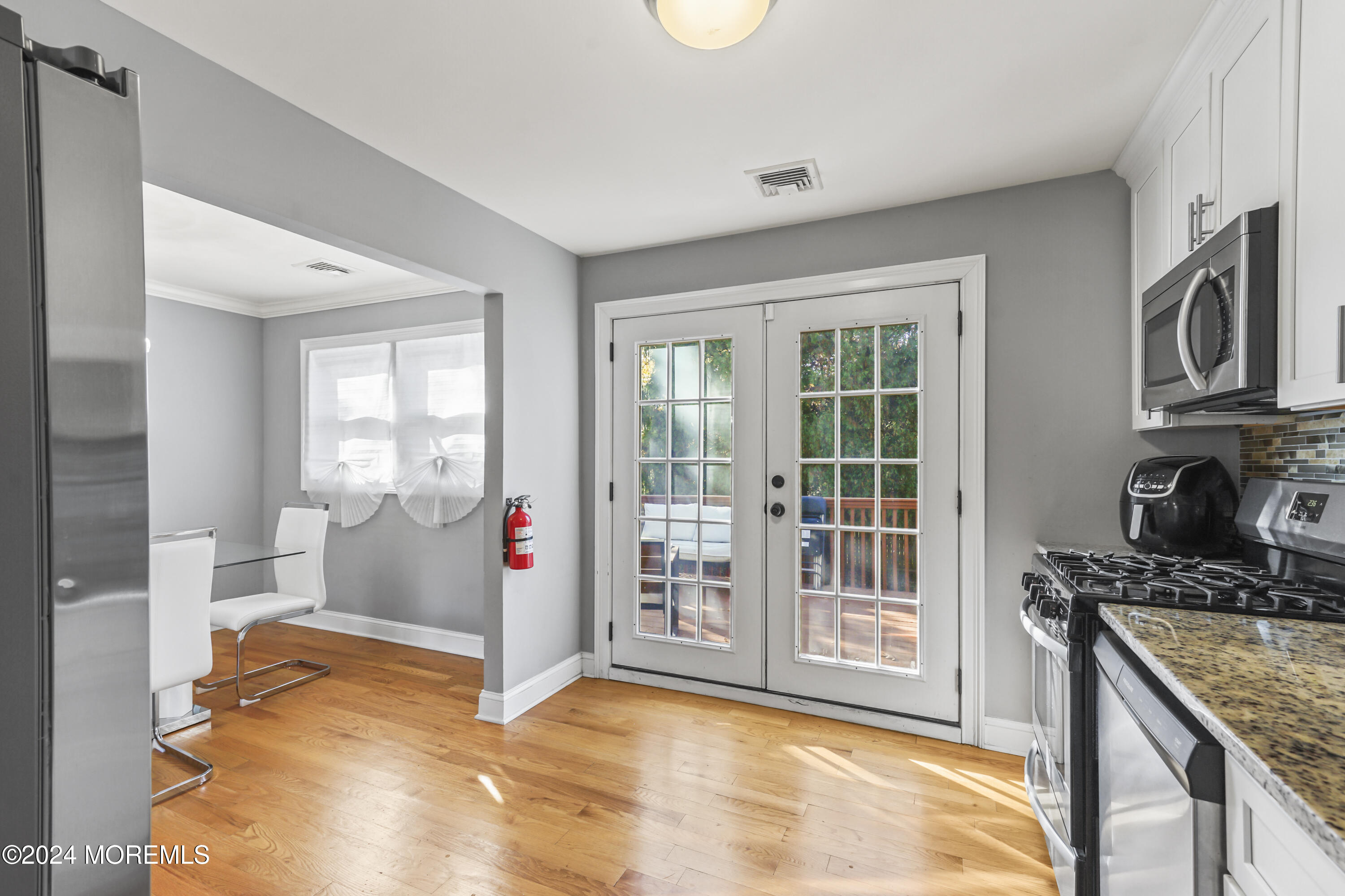 7 Colgate Avenue