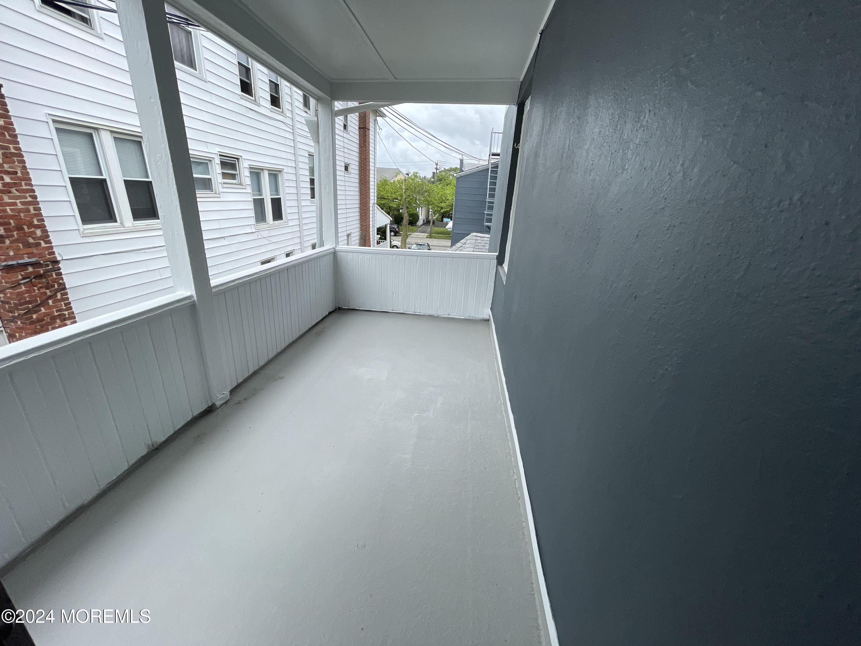 307 7th Avenue, 3