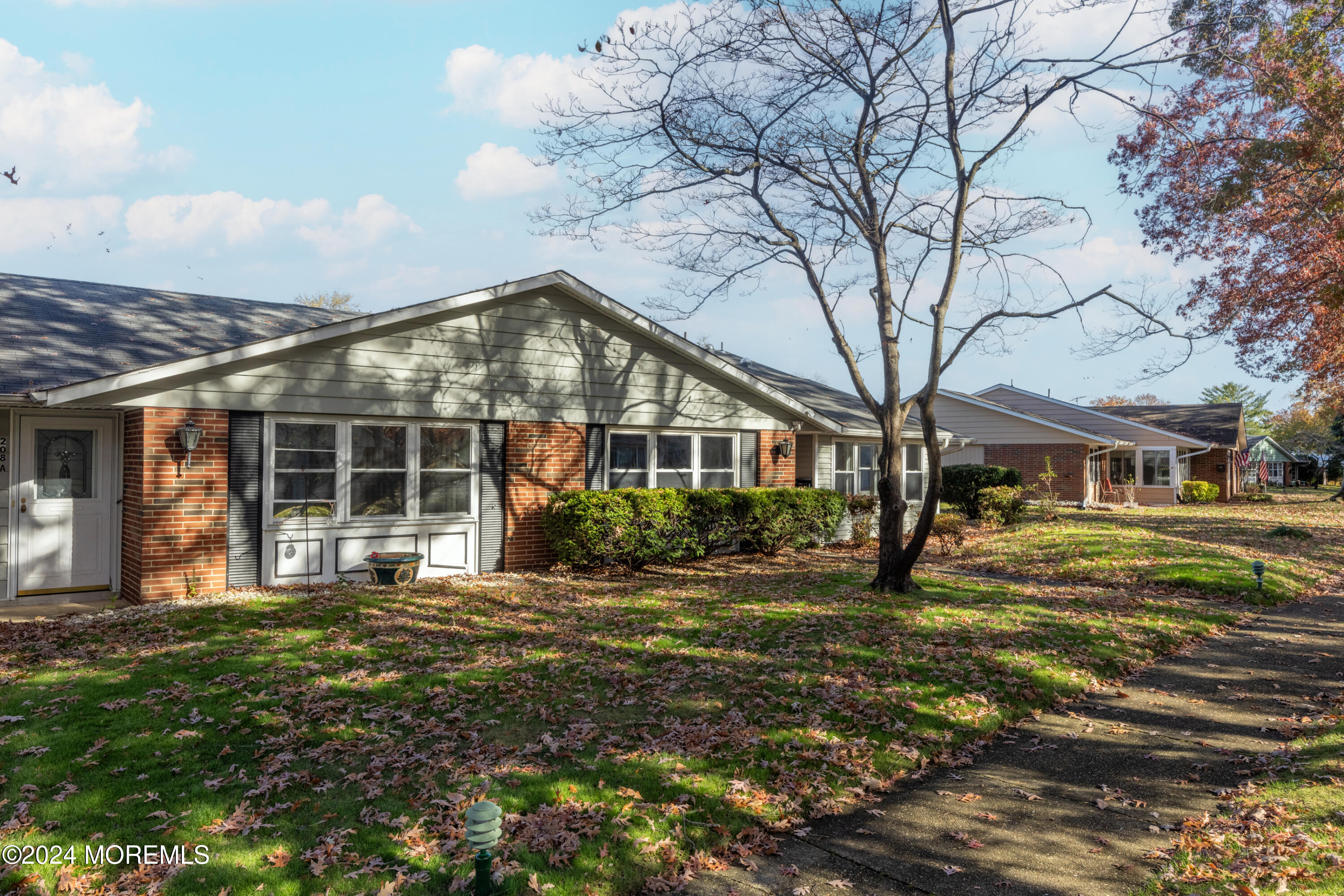 208B Huntington Drive