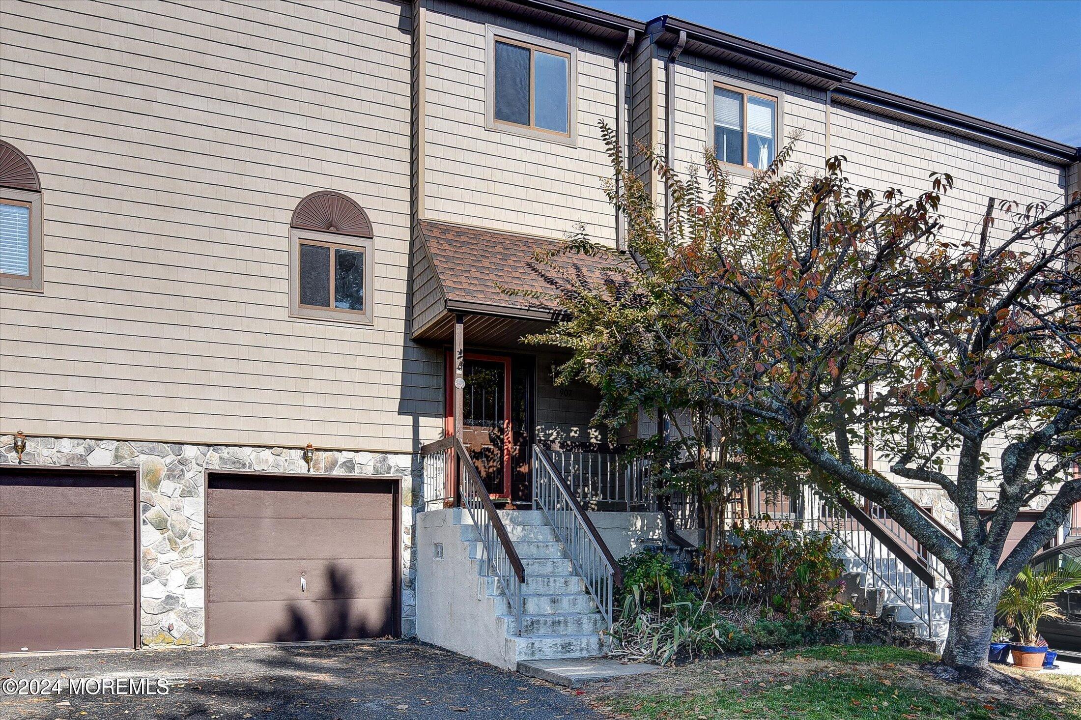 907 Alpine Trail