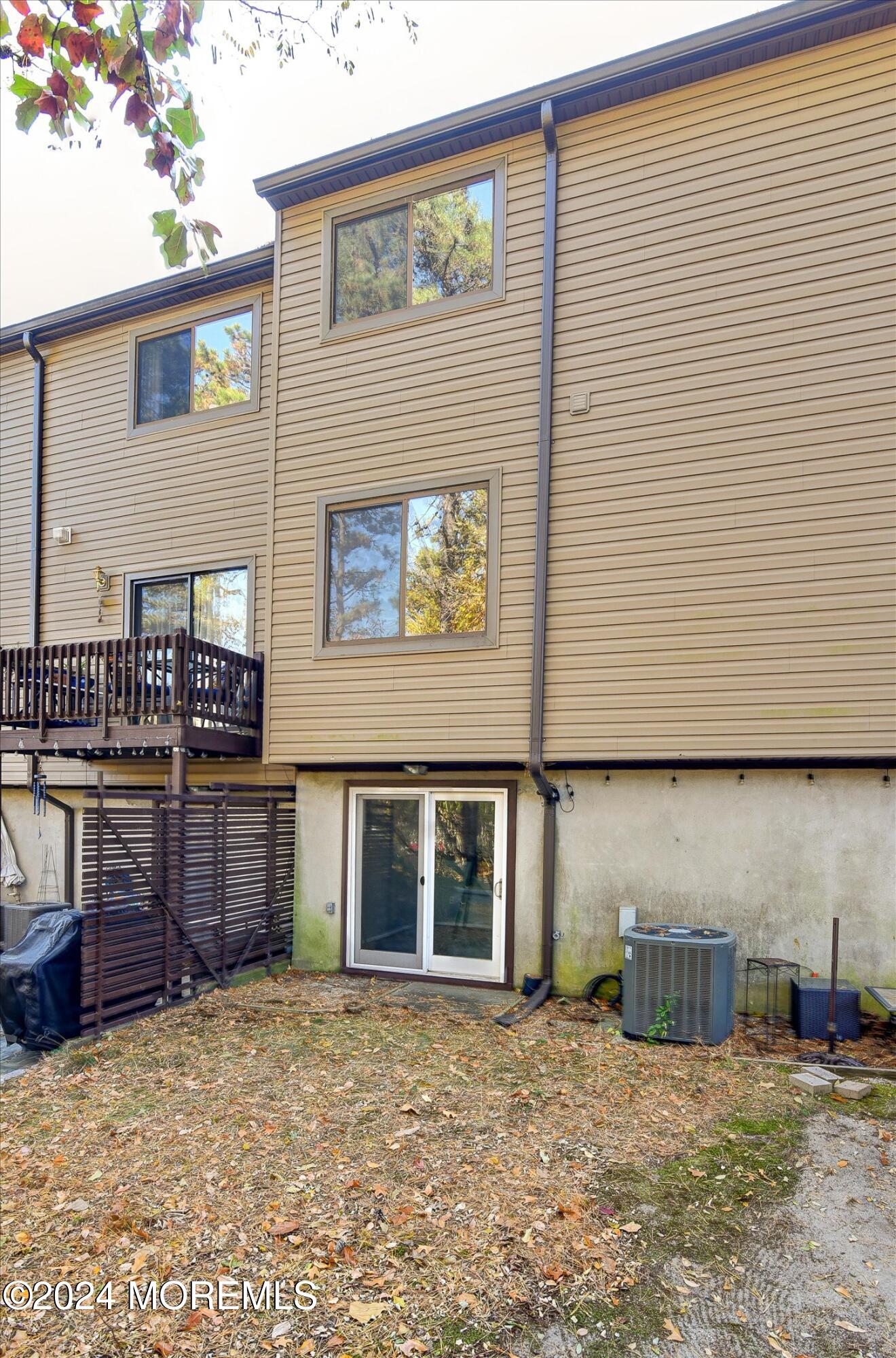 907 Alpine Trail