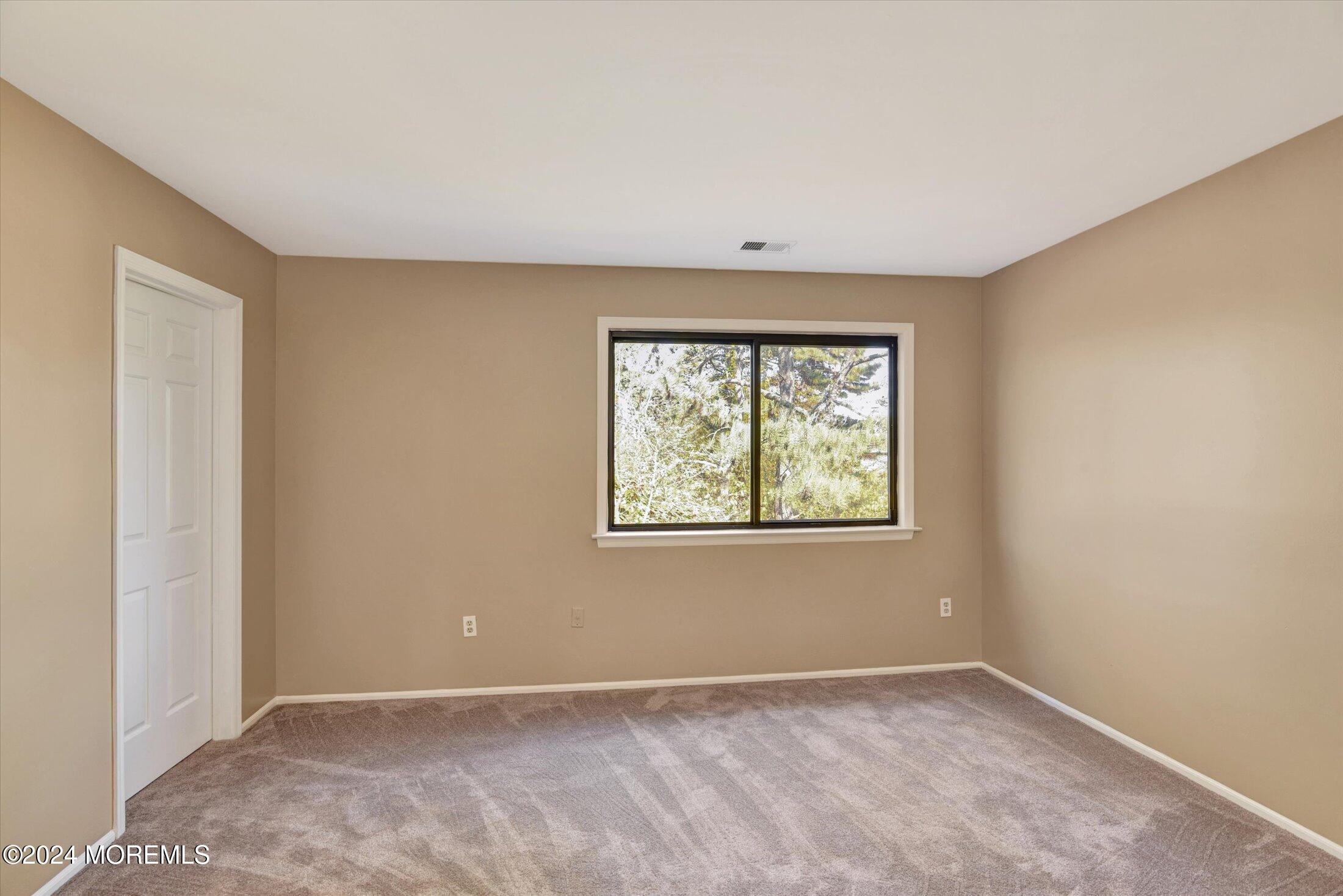 907 Alpine Trail