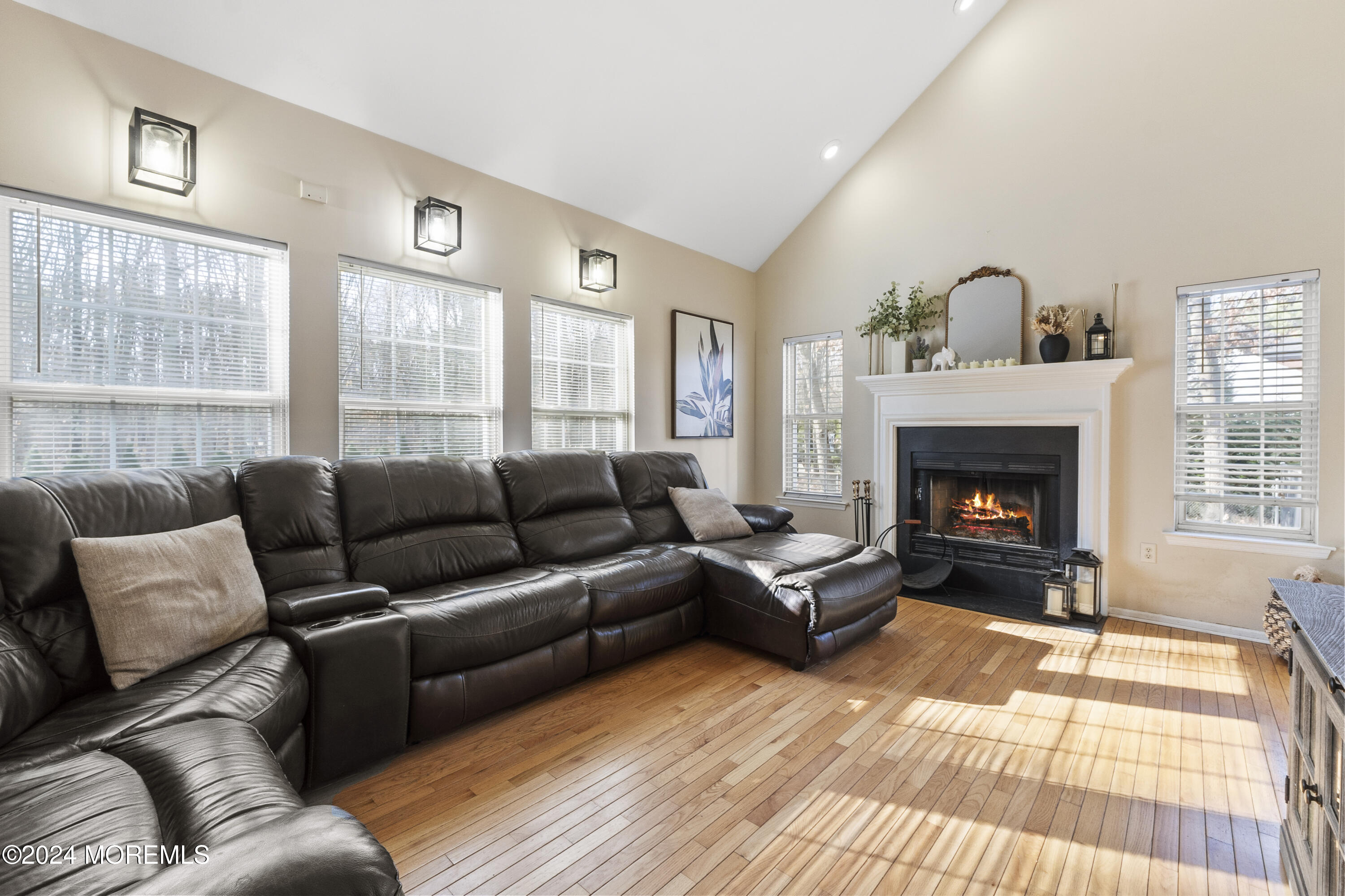 845 Woodbury Drive