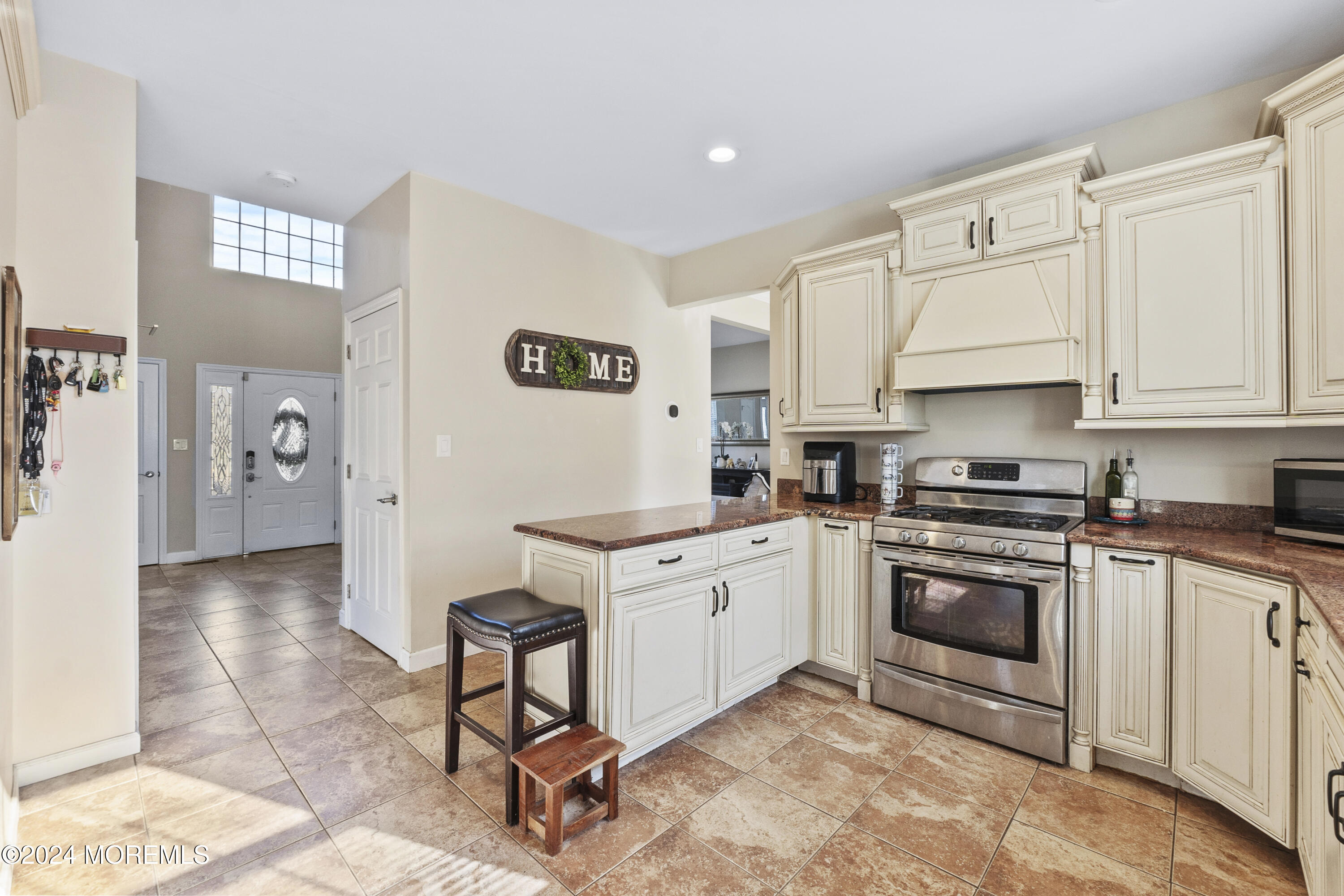 845 Woodbury Drive