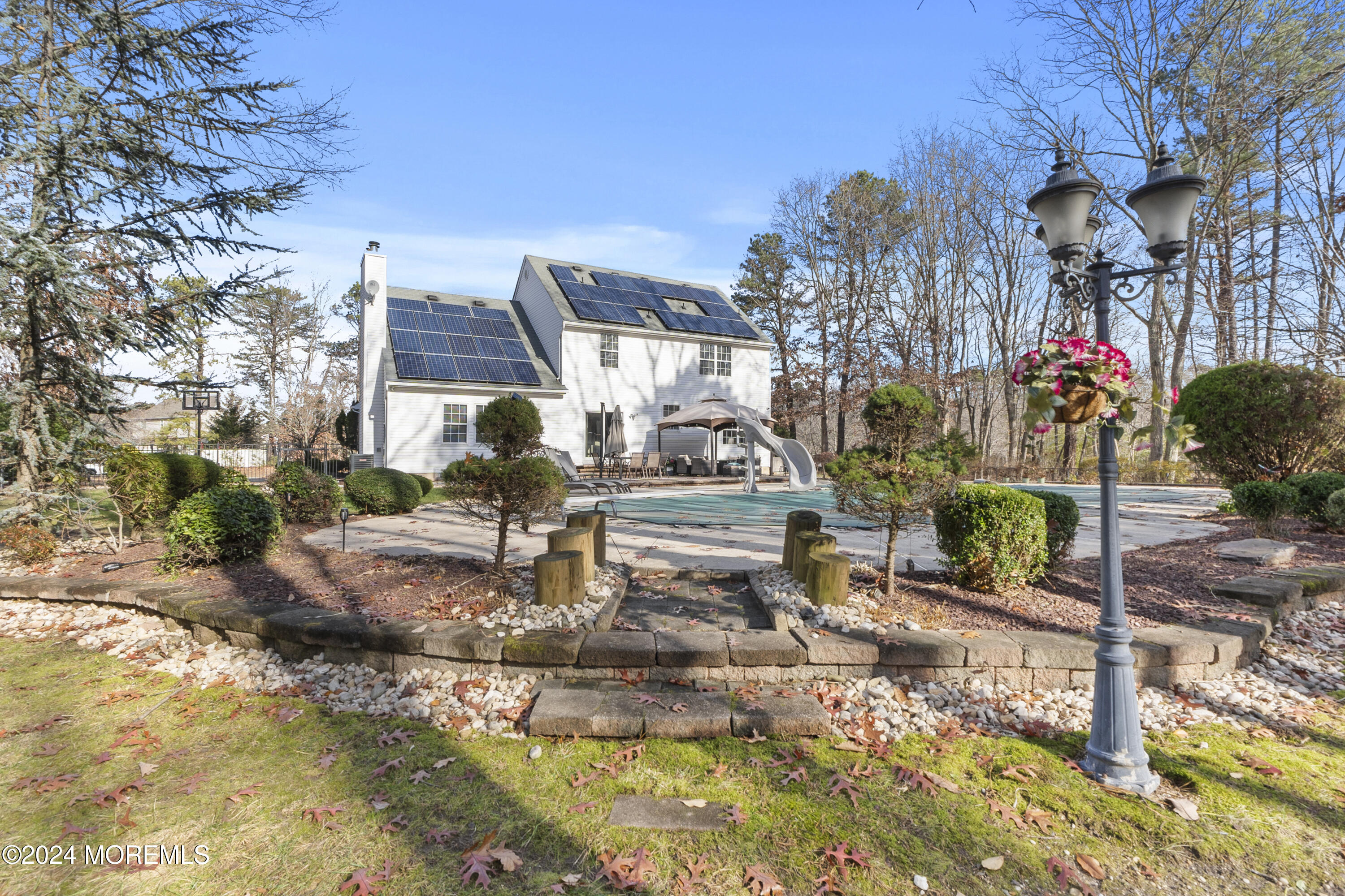 845 Woodbury Drive