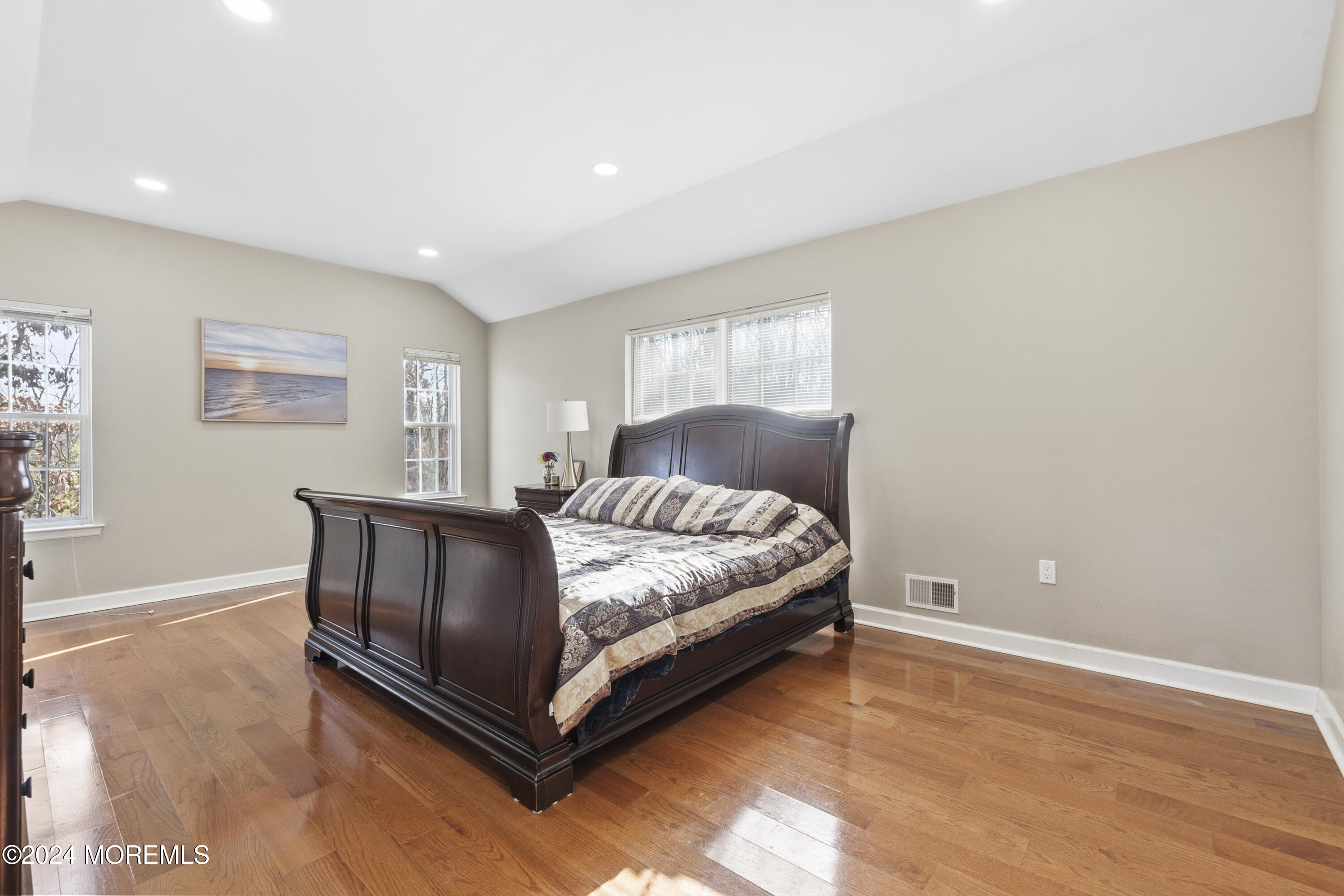 845 Woodbury Drive