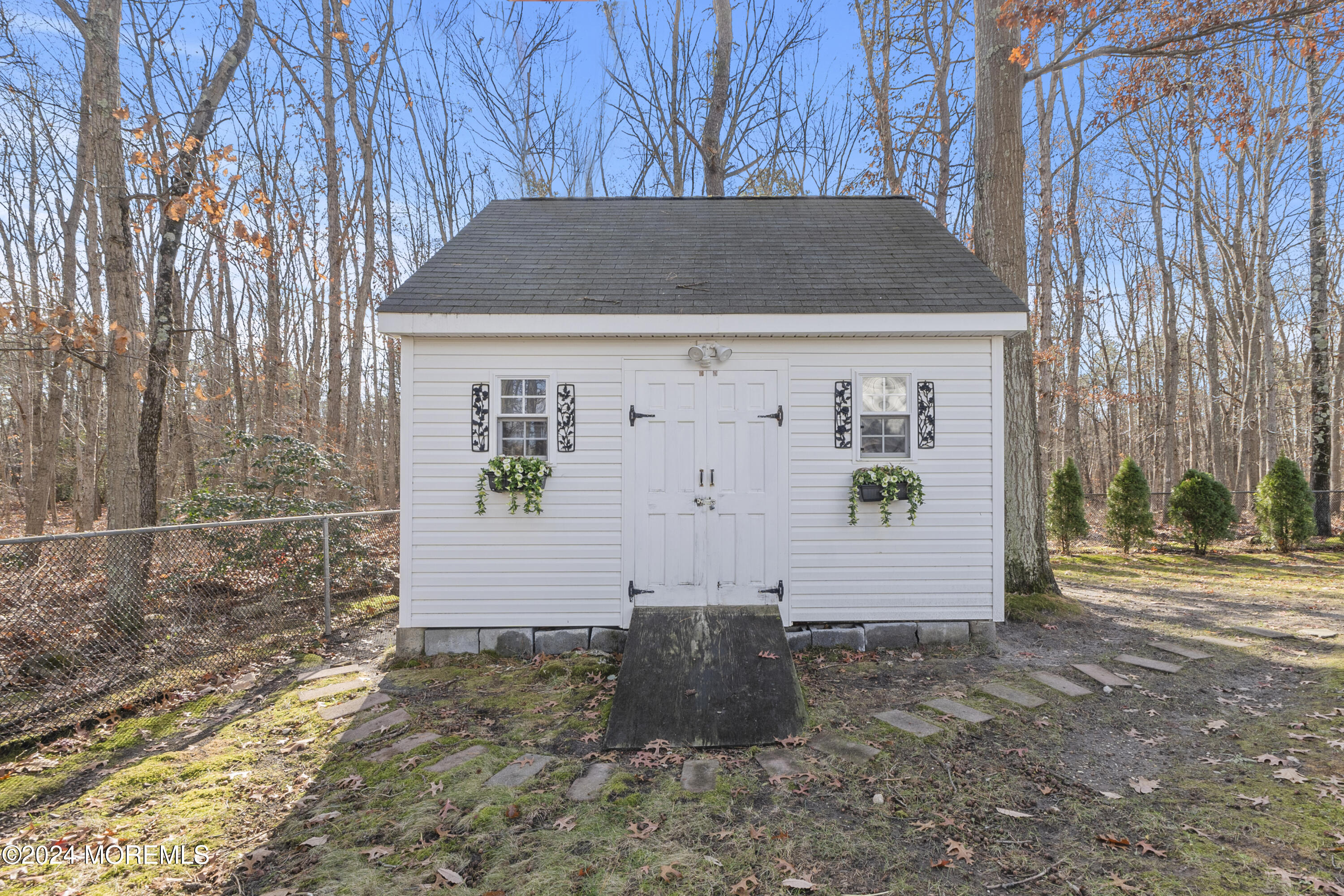 845 Woodbury Drive