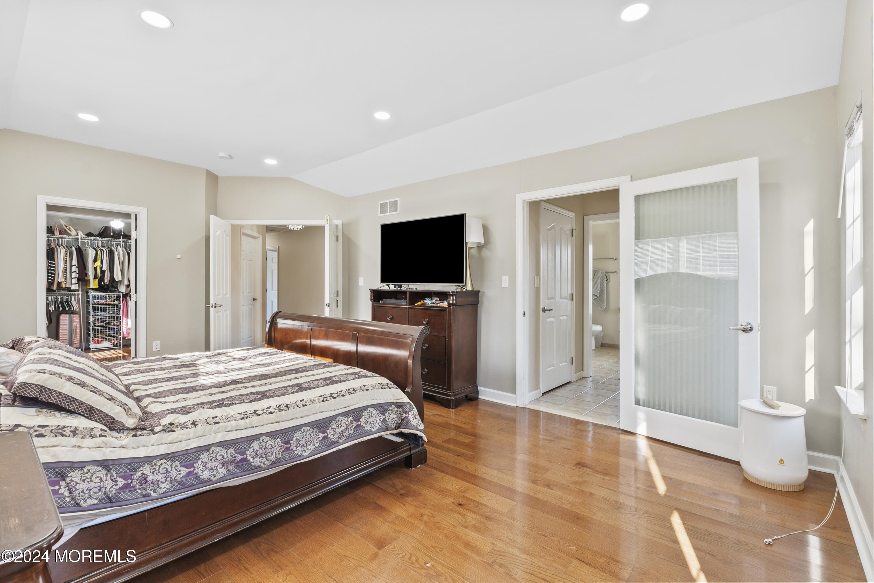845 Woodbury Drive