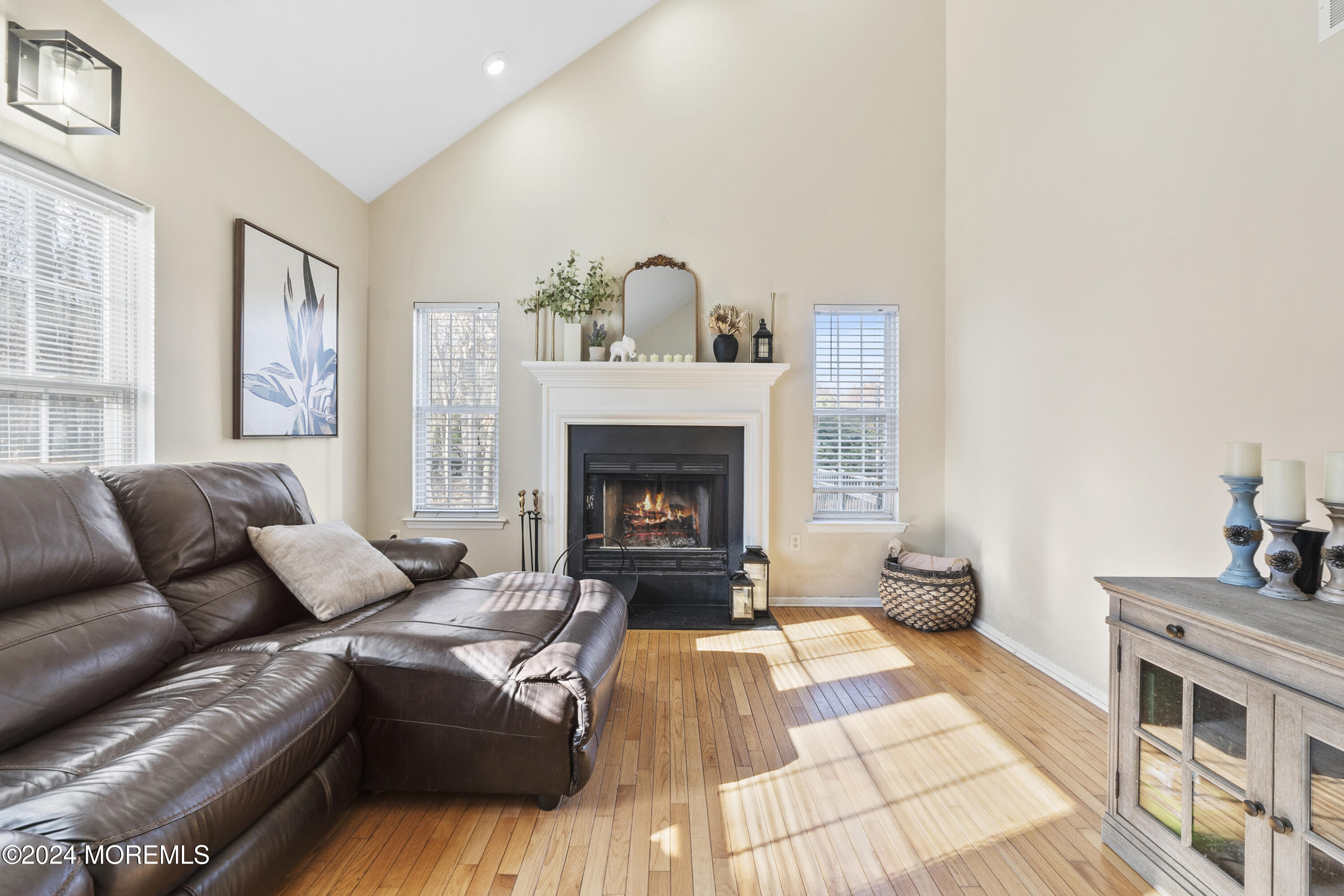 845 Woodbury Drive