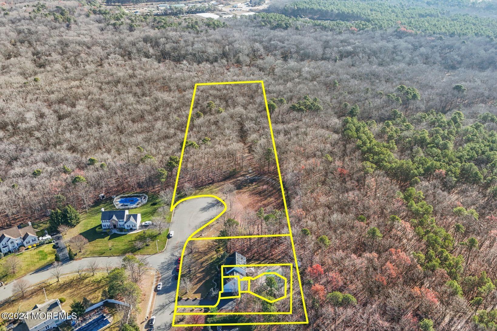 845 Woodbury Drive