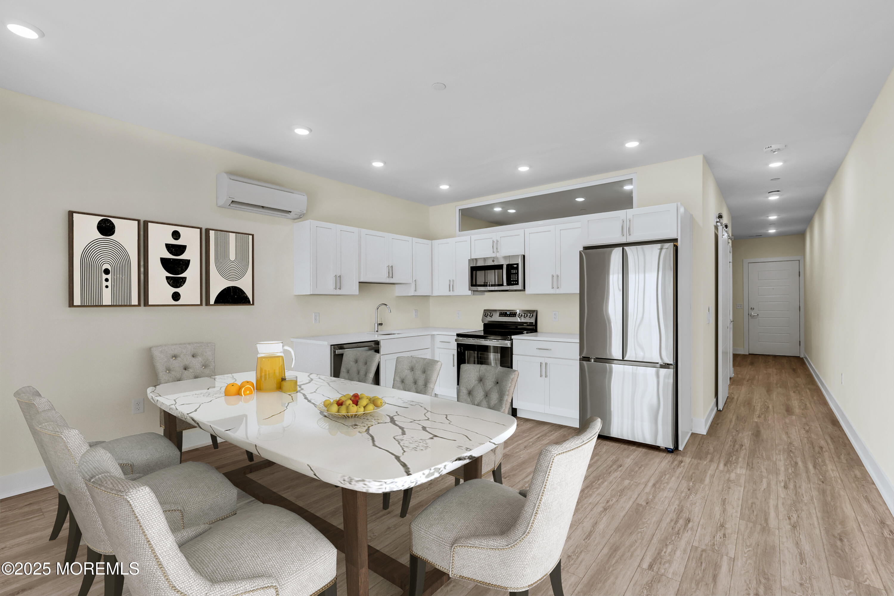 19 Carr Avenue 317