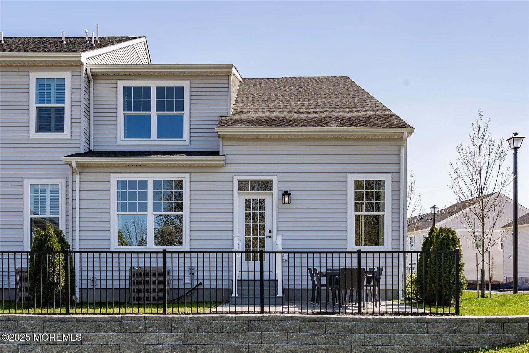 11 Shaheen Way