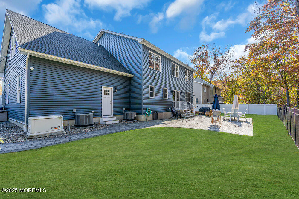 160 Willow Avenue