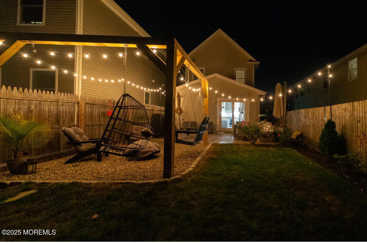 39 Borden Avenue