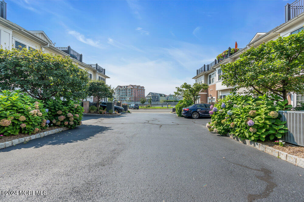 7 St James Place, 4
