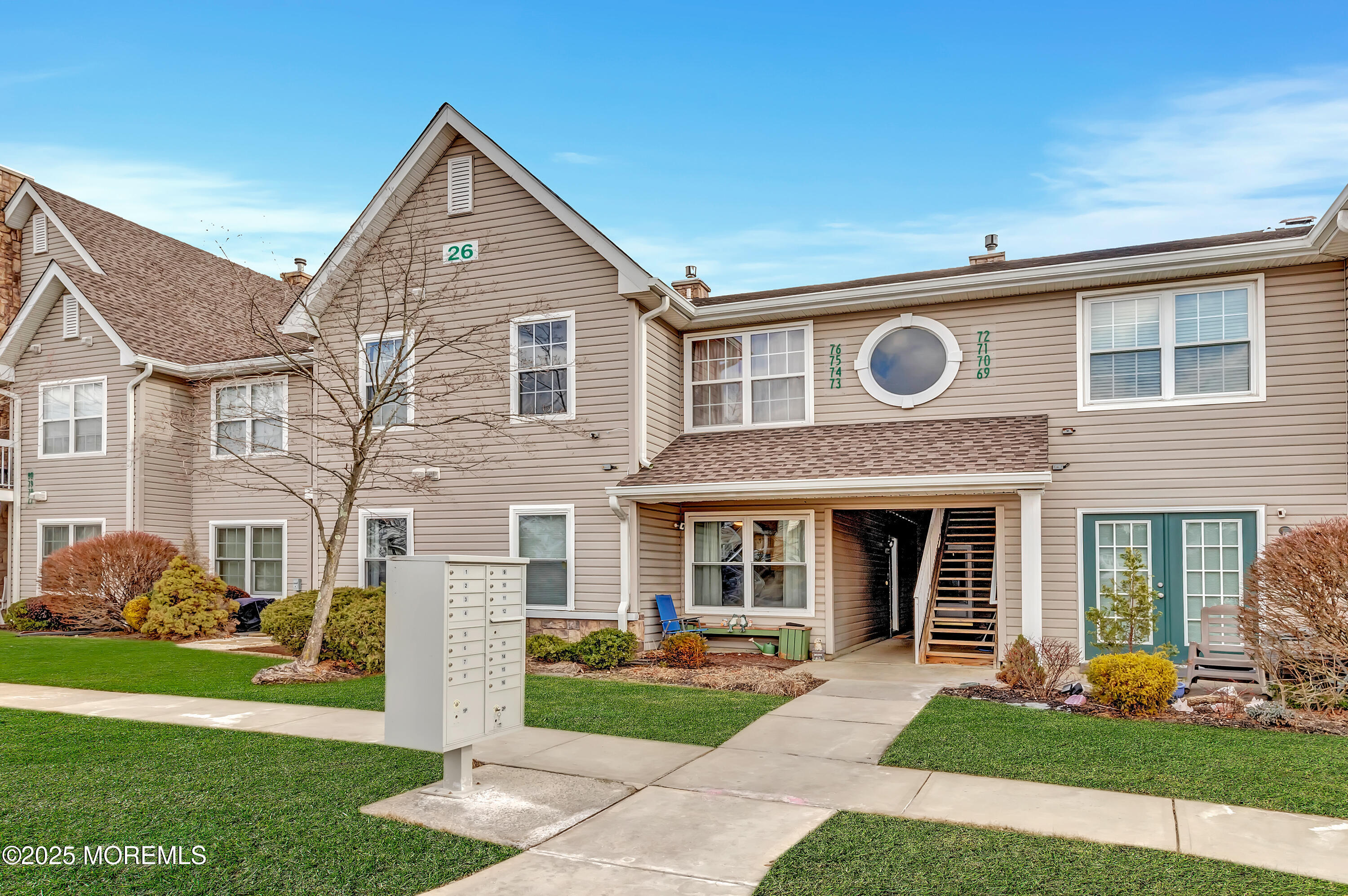 73 Des Moines Court