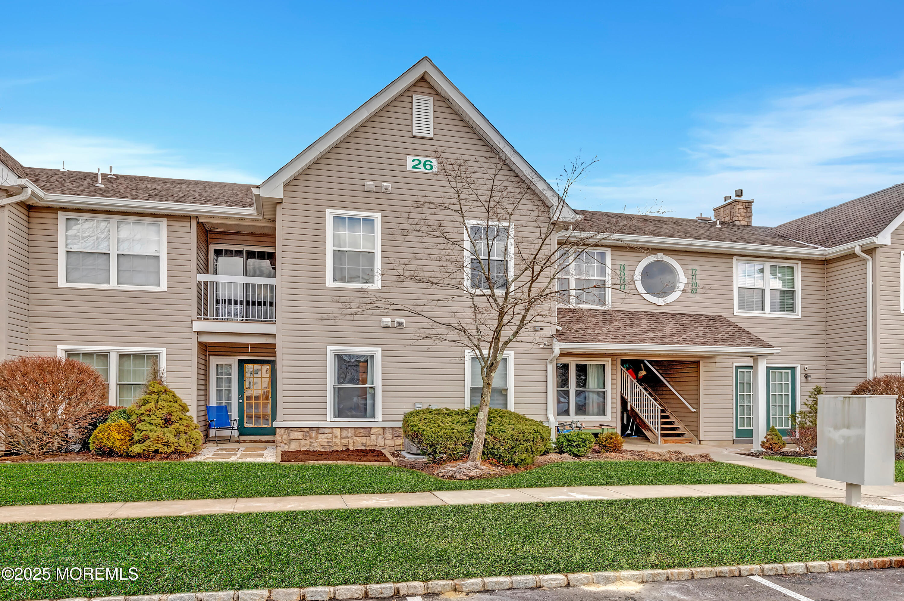 73 Des Moines Court